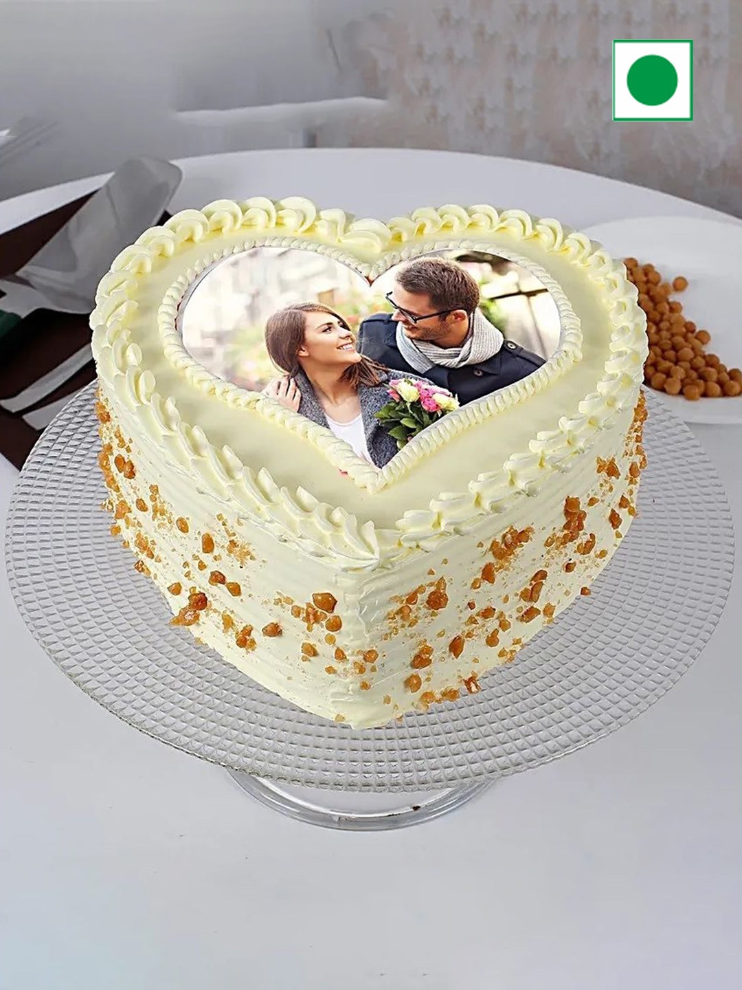 

fnp Butterscotch Eggless Heart Shape Photo Cake - 1Kg, Multi