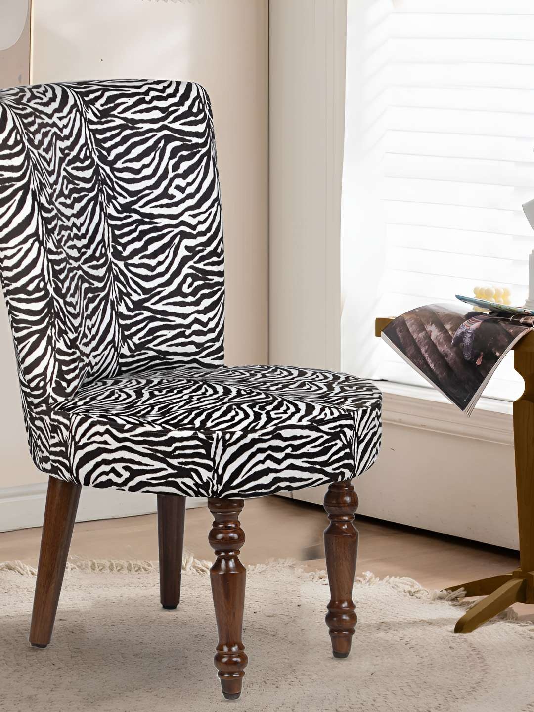 

GLOBALLY INDIAN White & Black Vintage Style Short Heighted Accent Chair