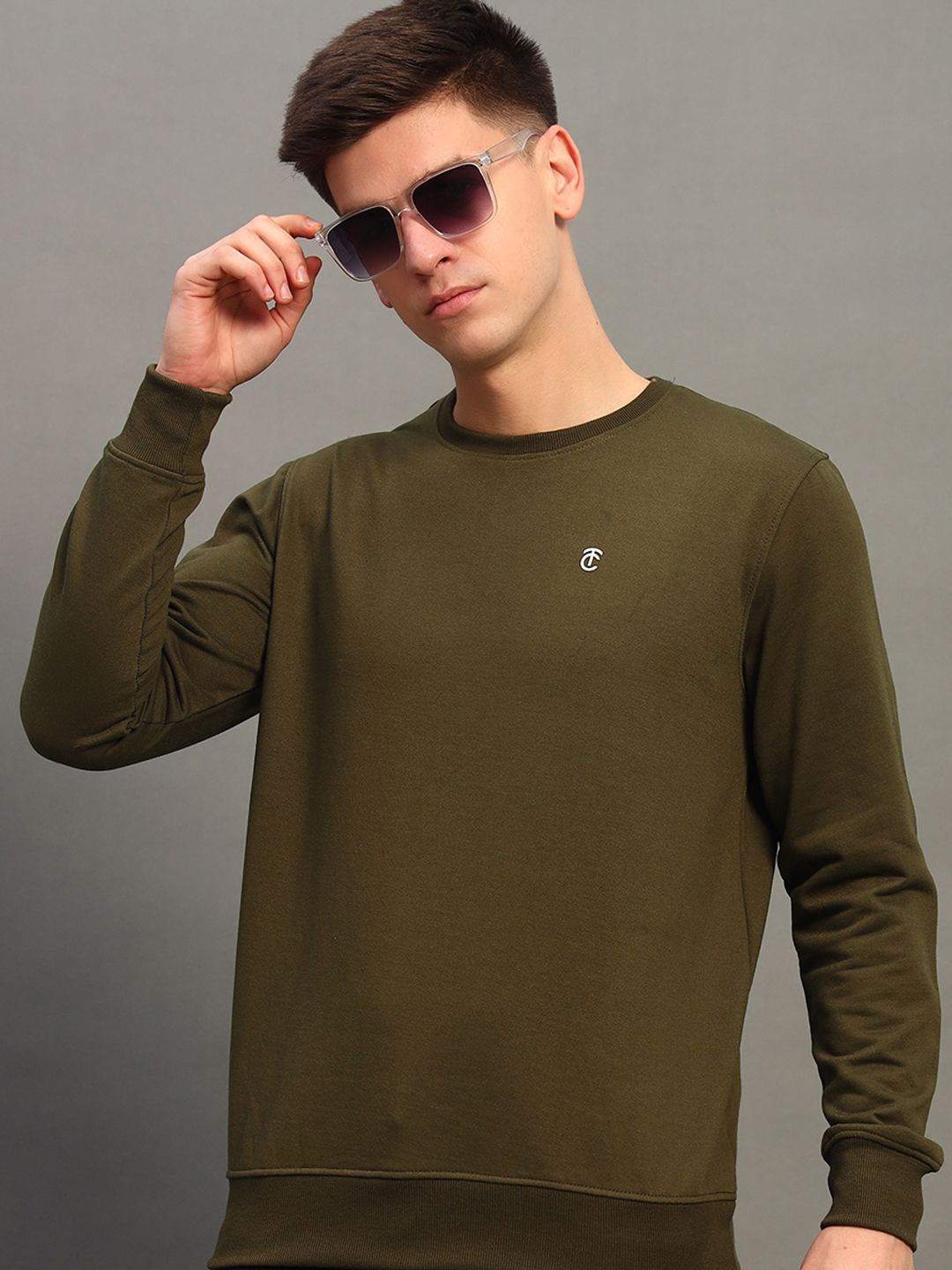 

THE CASUALS Men Round Neck Pullover Sweatshirt, Olive