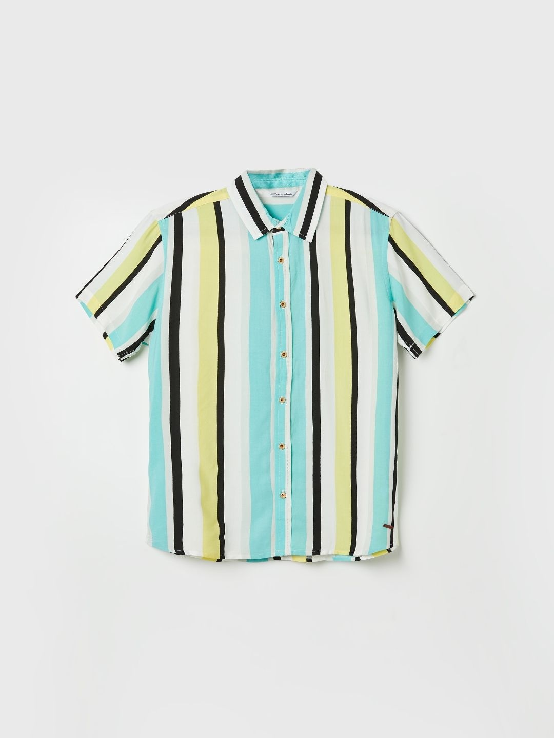 

Fame Forever by Lifestyle Boys Spread Collar Vertical Striped Casual Shirt, White