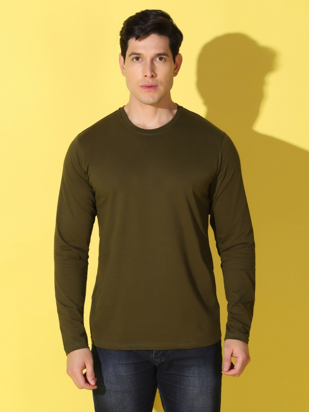 

WOOSTRO Men Solid Round Neck Cotton Slim Fit T-shirt, Olive
