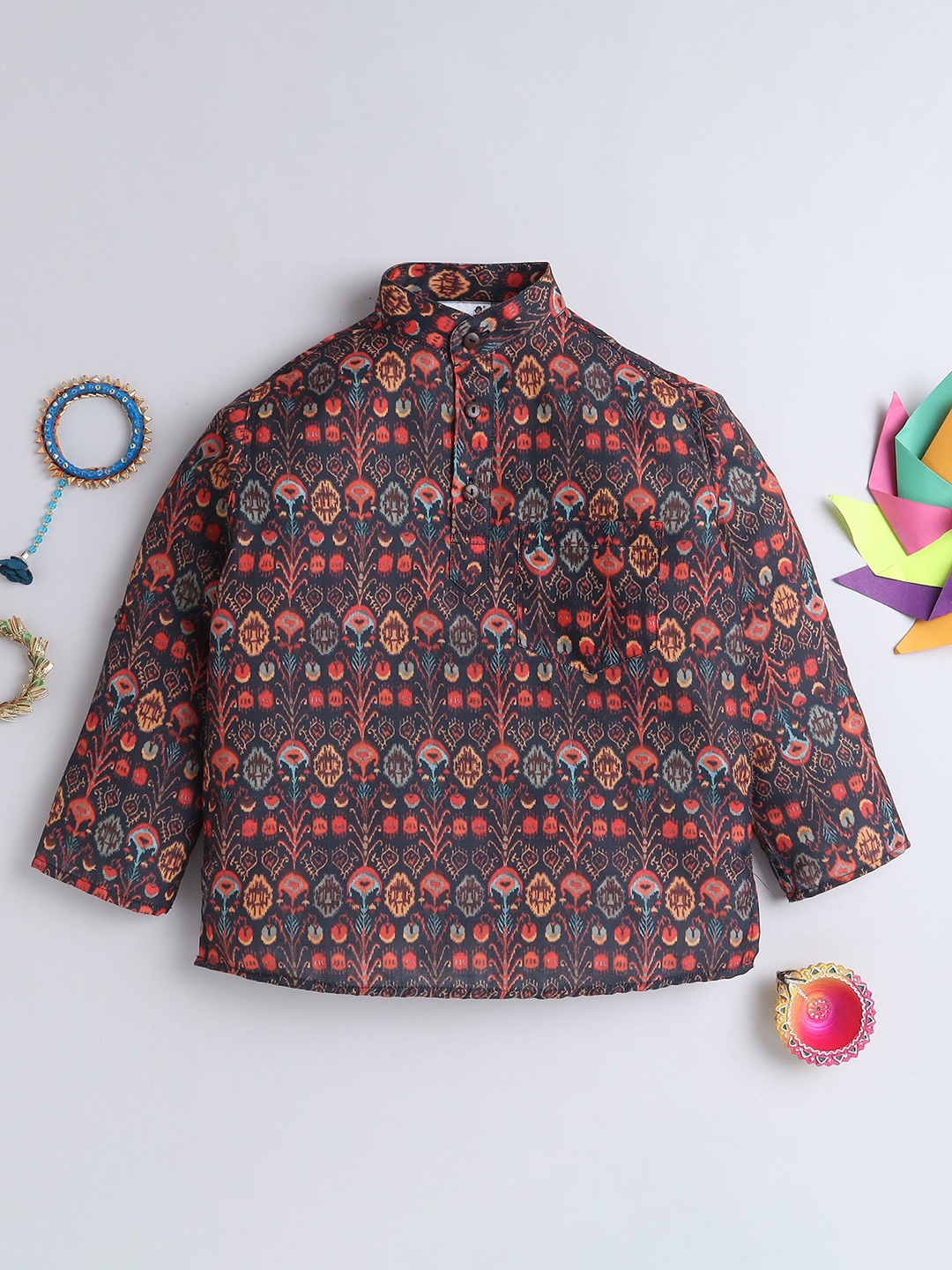 

BAATCHEET Boys Ethnic Motifs Printed Band Collar Pure Cotton Short Kurta, Black