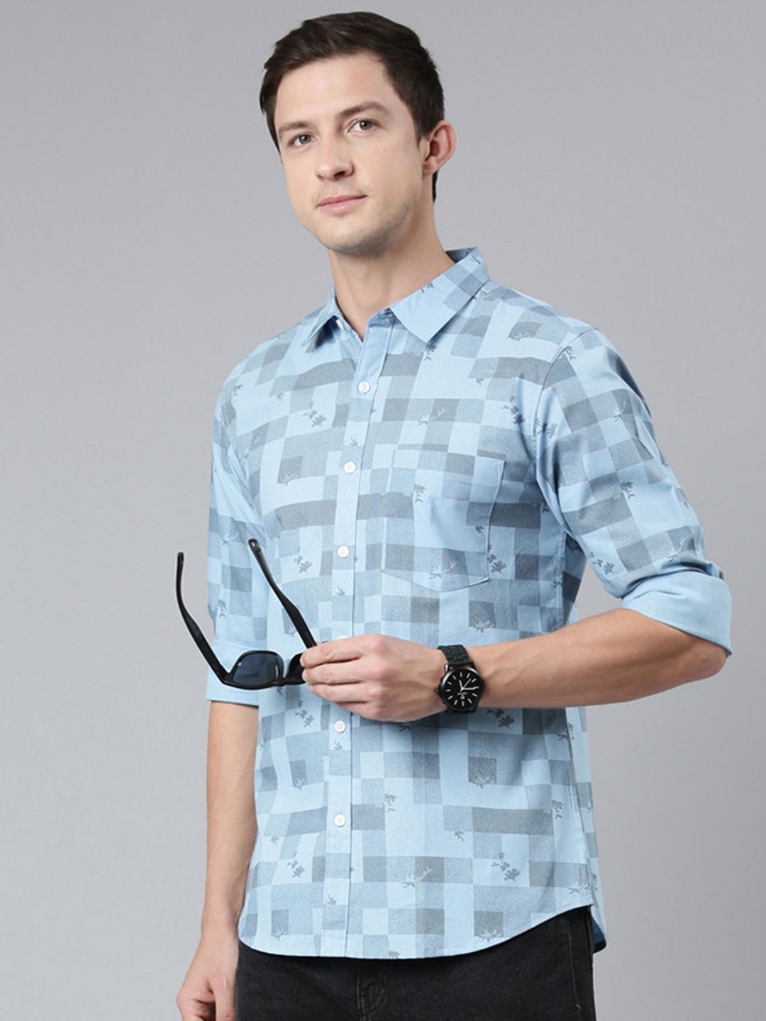 

Metronaut Men Spread Collar Checked Cotton Casual Shirt, Blue