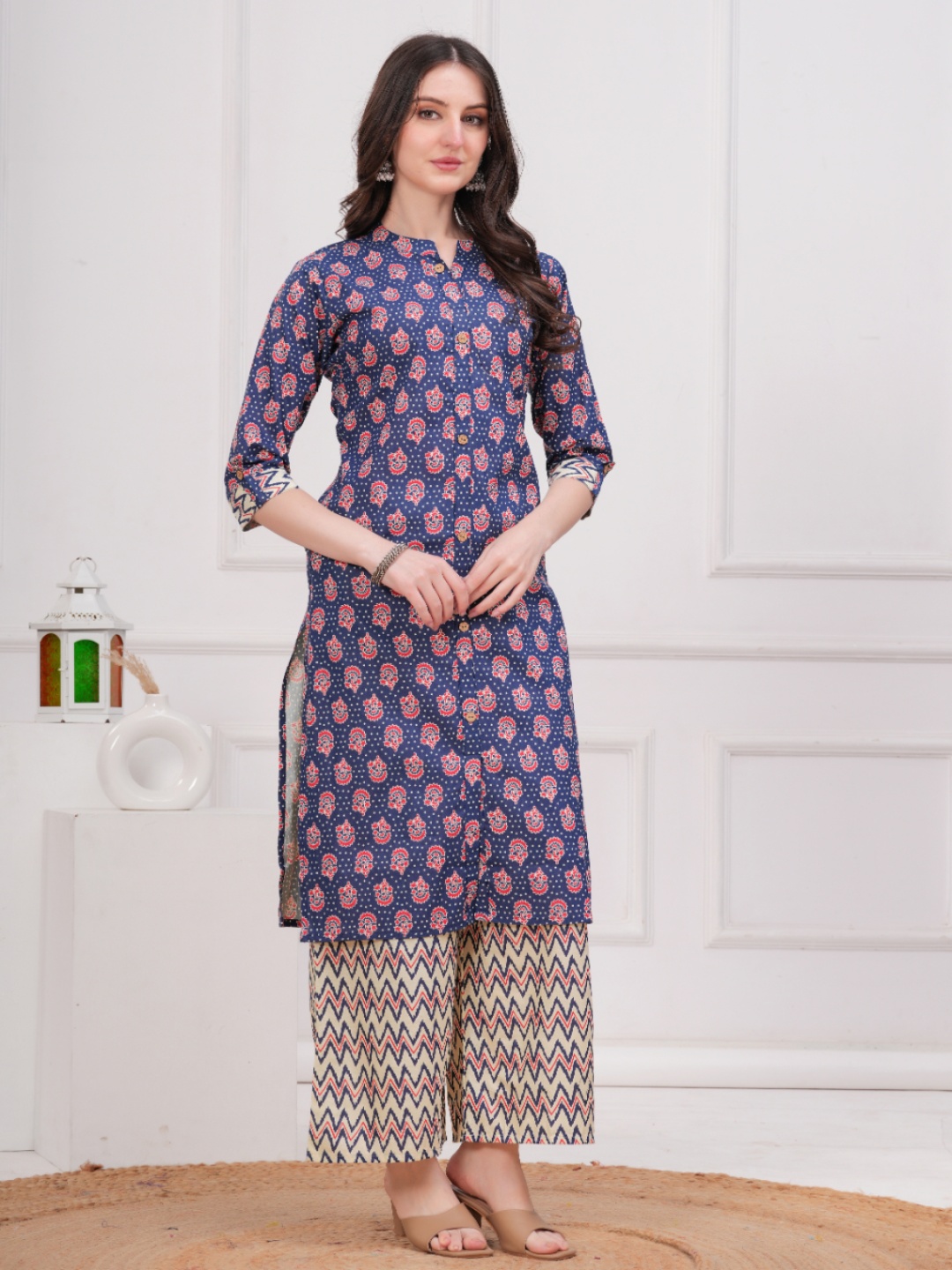 

JC4U Floral Printed Straight Kurta With Palazzo, Blue