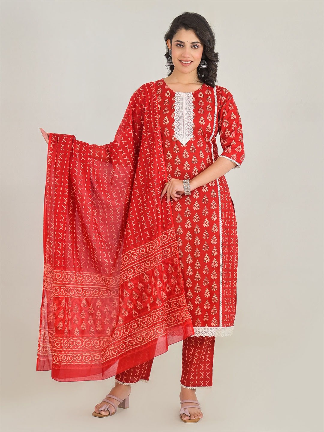 

Pahiya Ethnic Motifs Printed Pure Cotton Lace-Up Straight Kurta With Trouser & Dupatta, Red