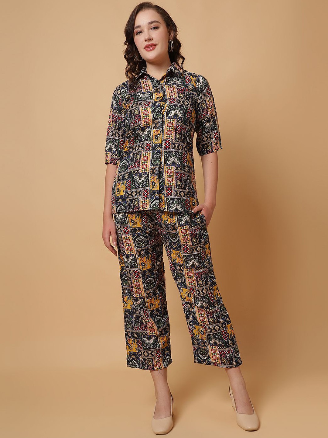 

ROSEMELON Ethnic Motifs Printed Shirt Collar Shirt With Trouser, Black