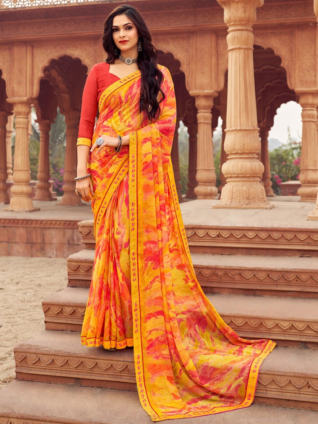 

LeeliPeeri Designer Poly Chiffon Saree, Yellow