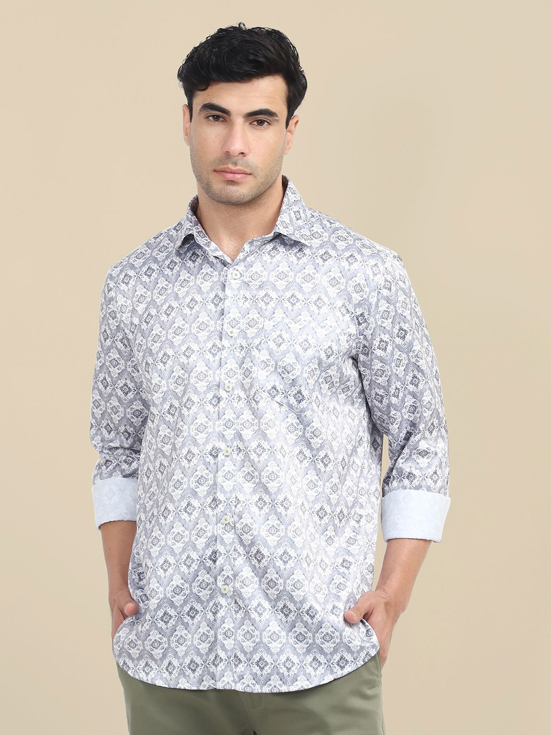 

AMSWAN Men Spread Collar Floral Printed Satin Casual Shirt, Grey