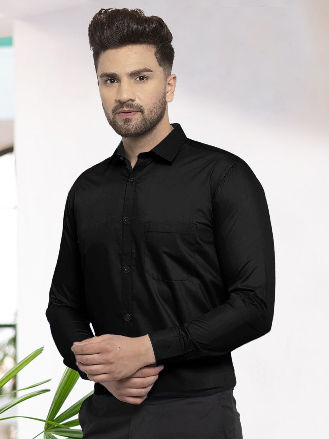 

Moda Rapido Men Standard Slim Fit Spread Collar Solid Cotton Casual Shirt, Black