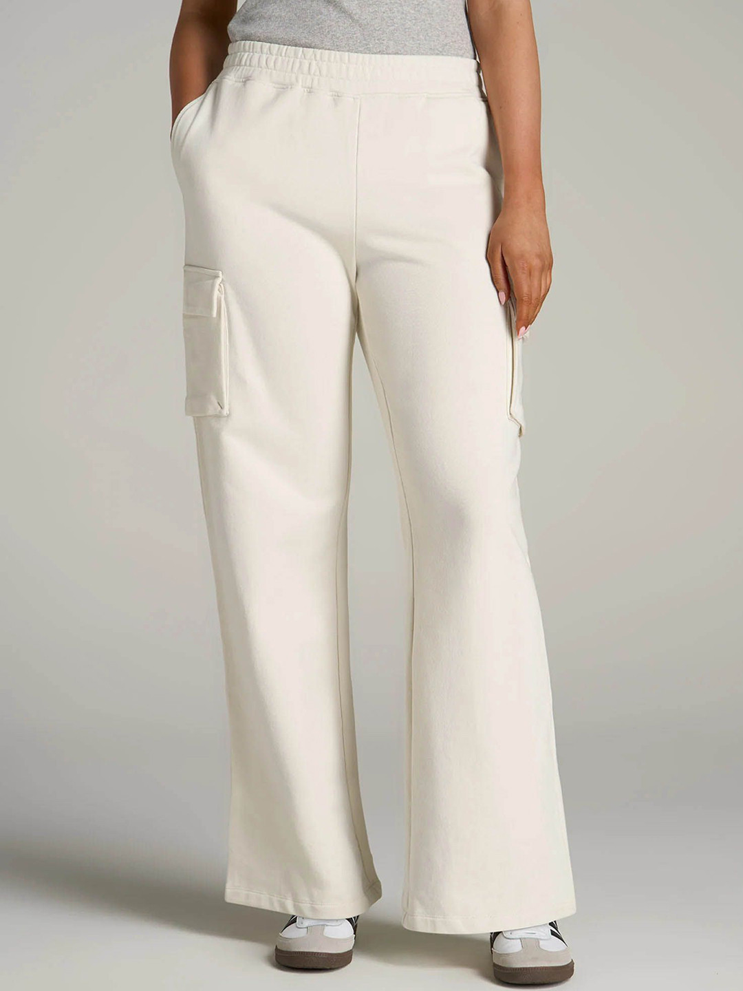 

FNOCKS Women Mid-Rise Ultra Flared Cargos, Cream