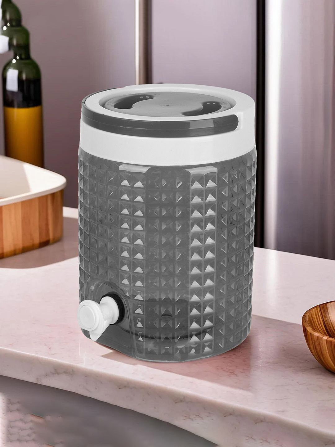 

Kuber Industries Black Textured Travelling Water Camper Jug 4.5L, Grey