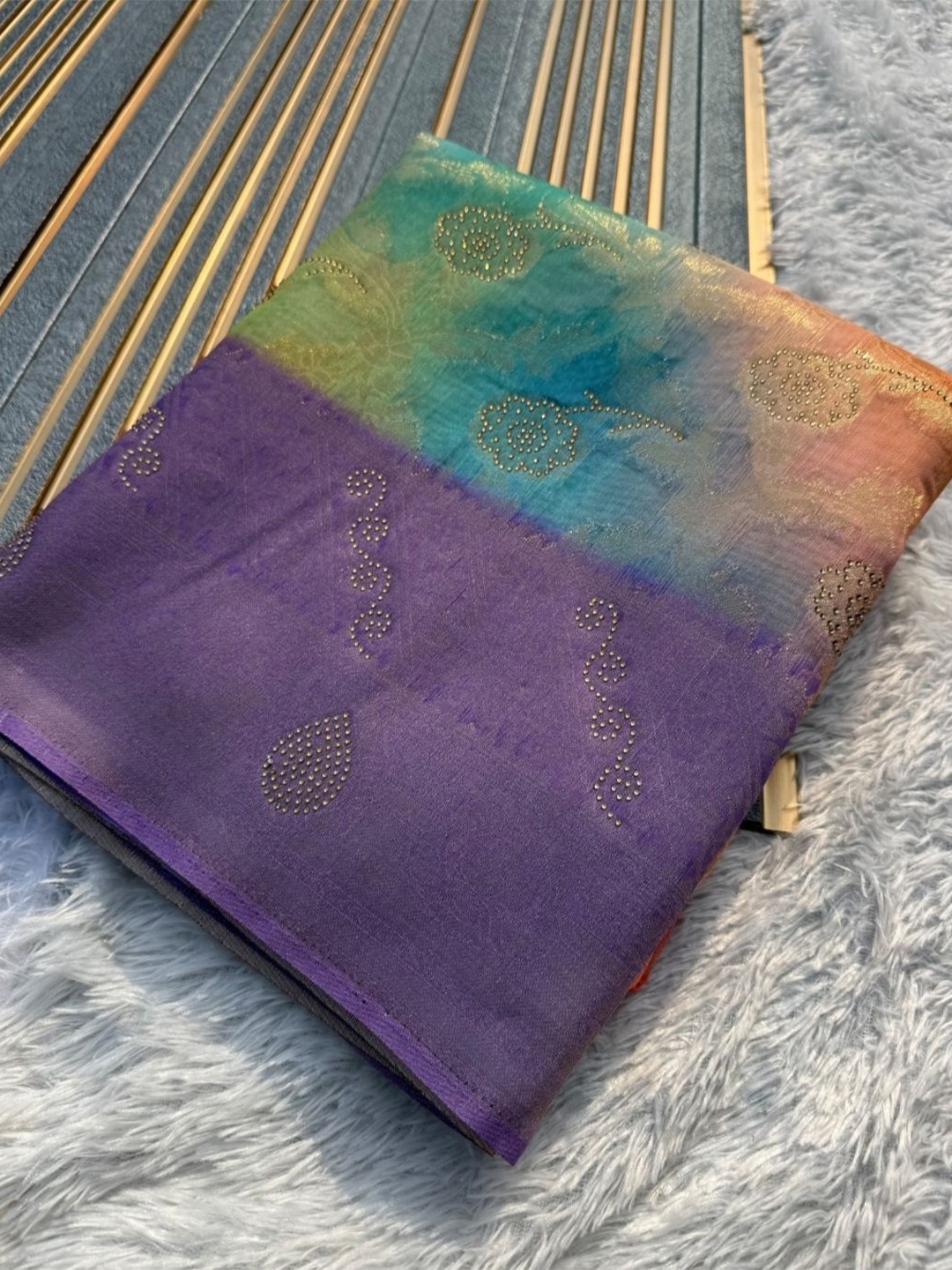 

DIVASTRI Woven Design Zari Silk Cotton Banarasi Saree, Purple