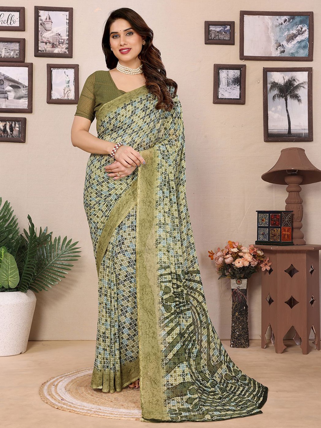 

Moda Rapido Poly Georgette Saree, Green