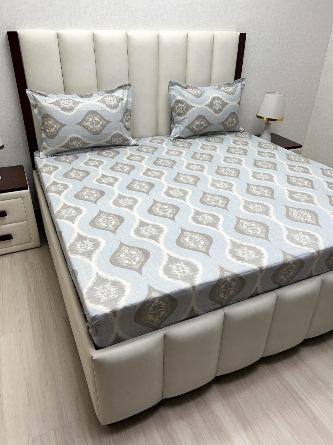 

Pure Decor Royal Passion Grey Printed 300 TC Cotton Queen Bedsheet Set 2.28 m x 2.54 m, Blue