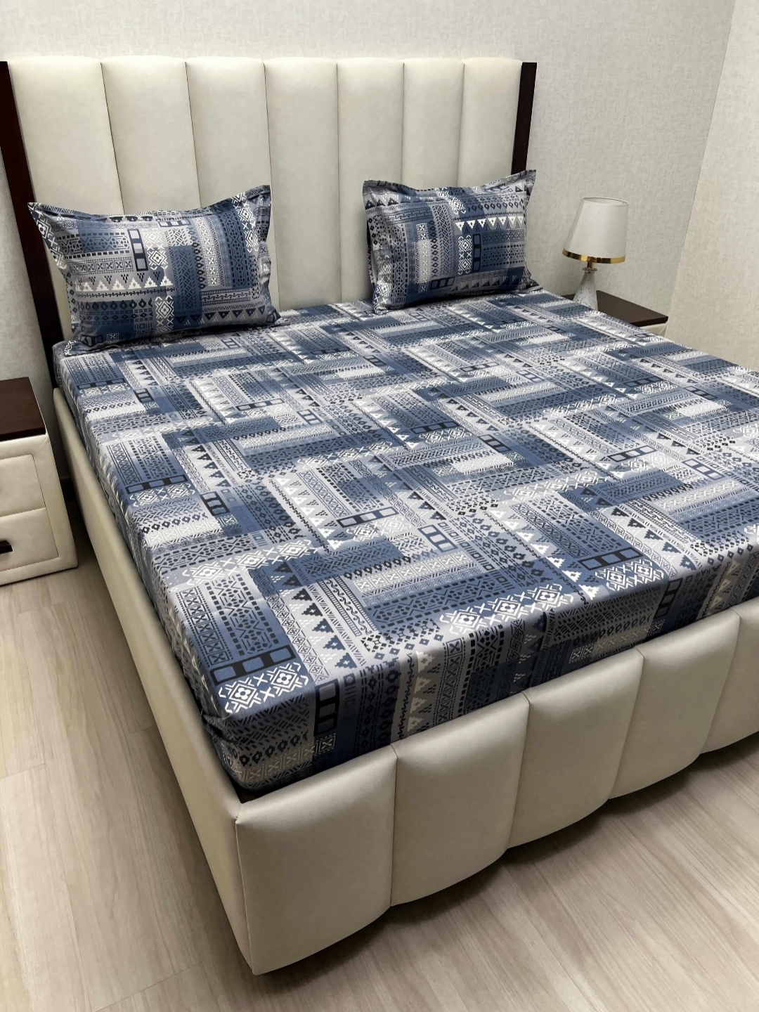 

Pure Decor Velar Fur Sib Printed Pure Cotton 330TC King Bedsheet Set - 2.74 m x 2.74 m, Blue