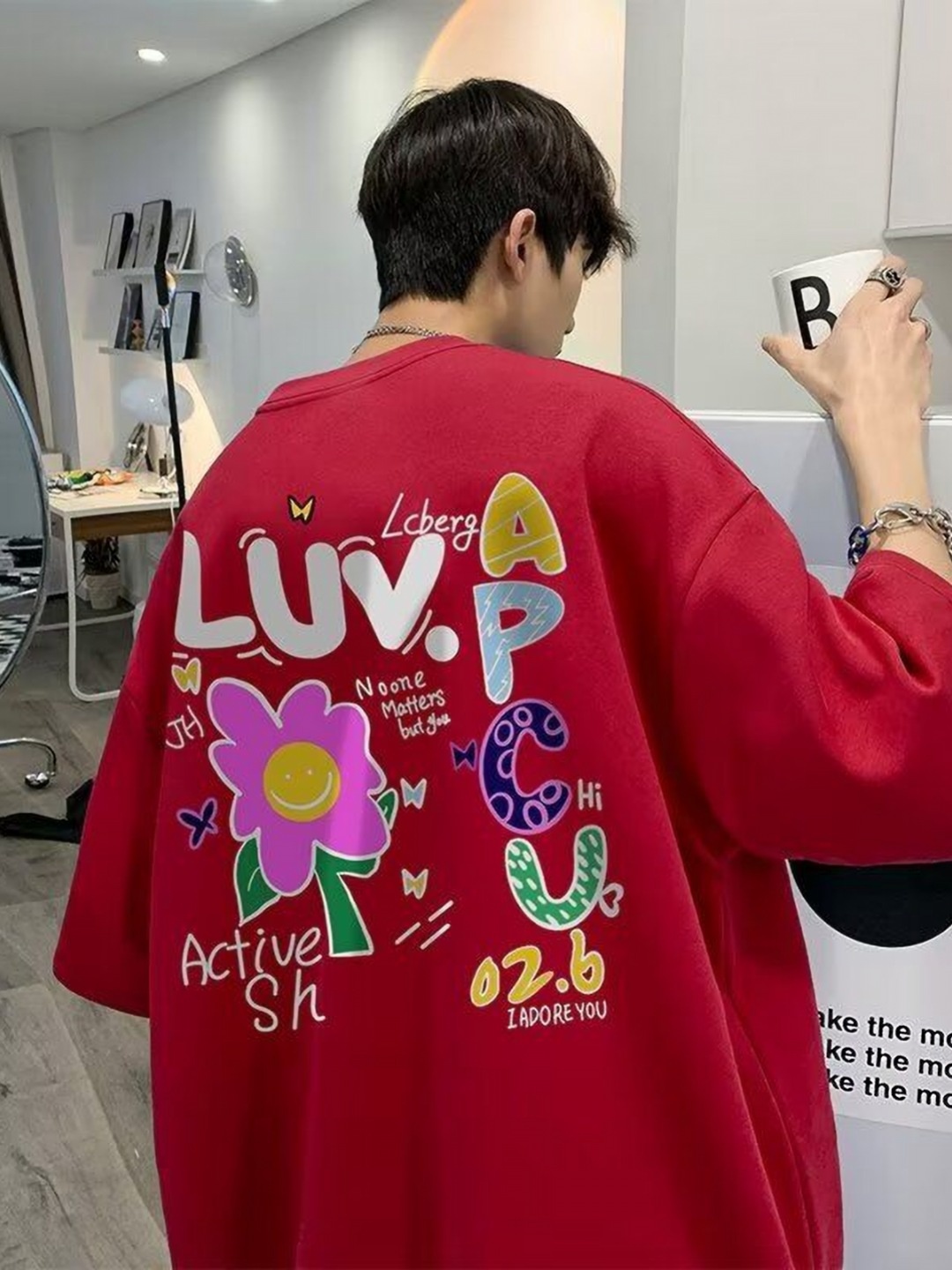 

HERE&NOW Men Graphic Printed Round Neck Cotton Oversized T-shirt, Red
