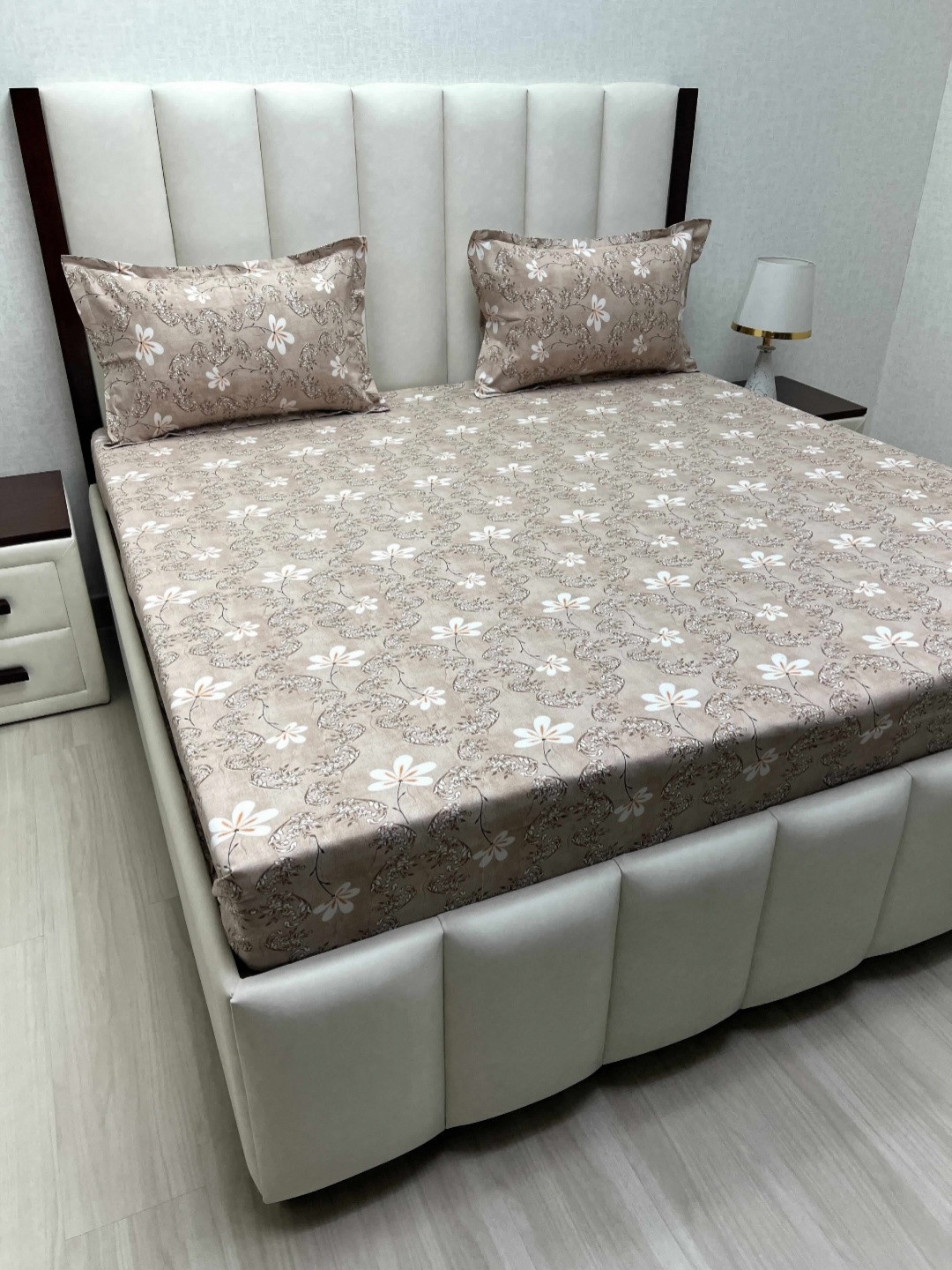 

Pure Decor Brown Floral Printed Pure Cotton 330 TC Queen Bedsheet Set 2.28 m x 2.54 m