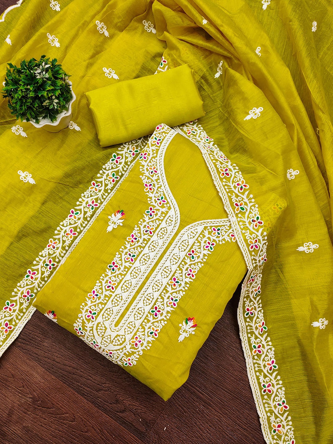 

MANVAA Floral Embroidered Chanderi Cotton Unstitched Dress Material, Green