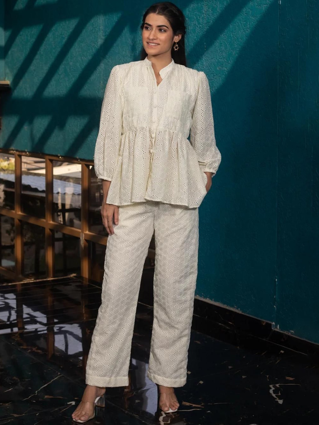 

SUKITI Mandarin Collar Chikankari Pure Cotton Fian Top & Trouser, White