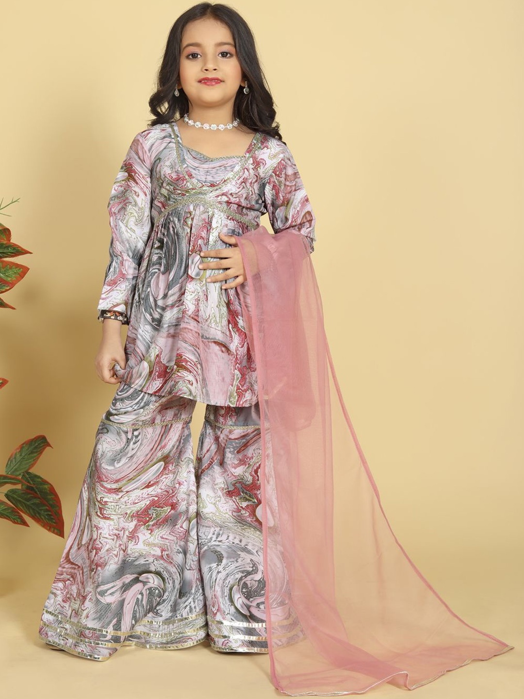 

LOOKS AND LIKES Girls Floral Printed Regular Kurta with Sharara & With Dupatta, White