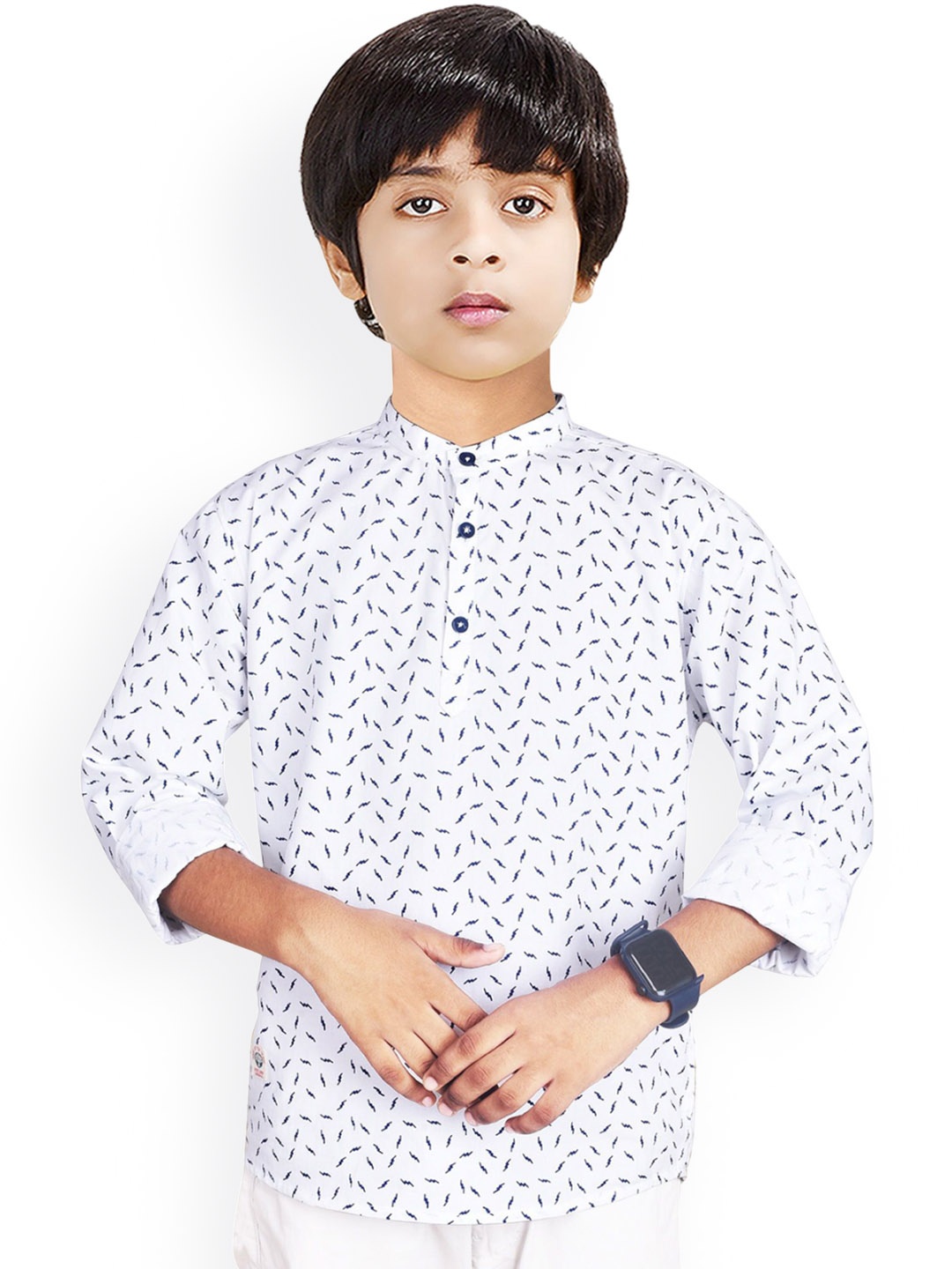 

MADE IN THE SHADE Boys Geometric Printed Band Collar Pure Cotton Kurta, White