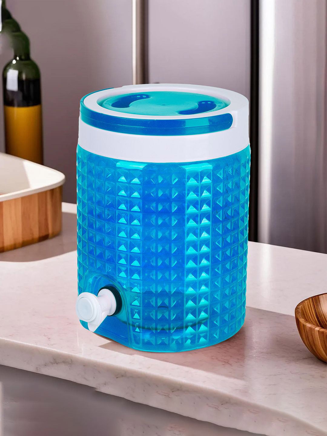 

Kuber Industries Blue Textured Water Camper Jug 4.5 L