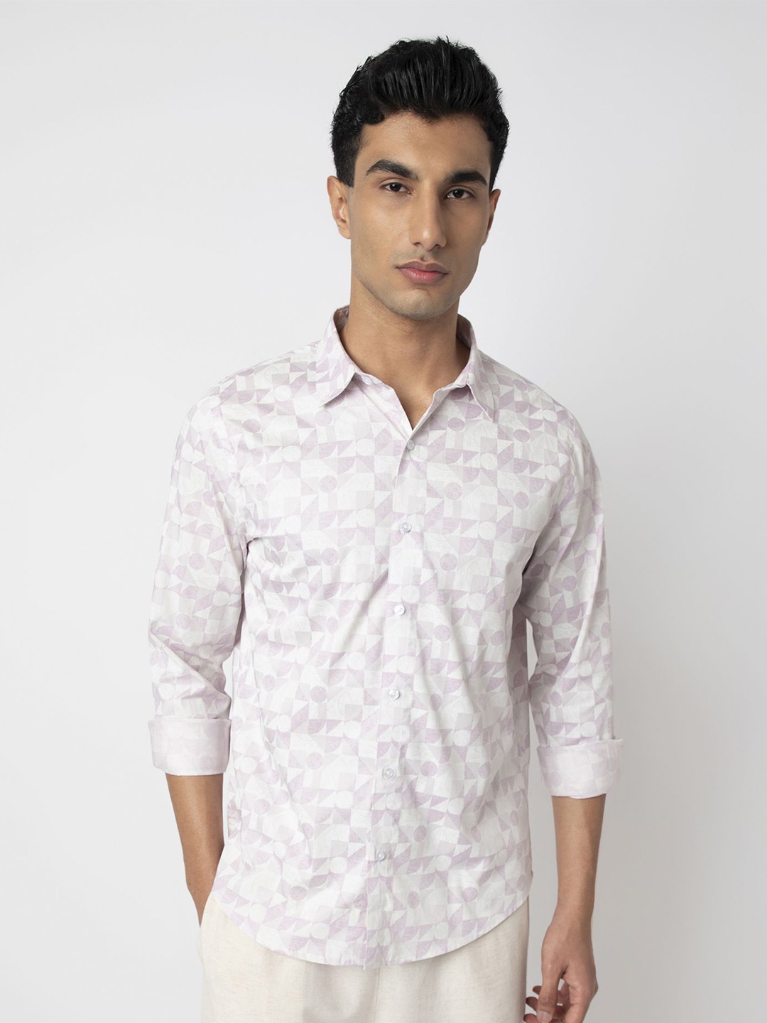 

MARK & ALBERT Men India Slim Fit Spread Collar Geometric Printed Cotton Casual Shirt, Pink