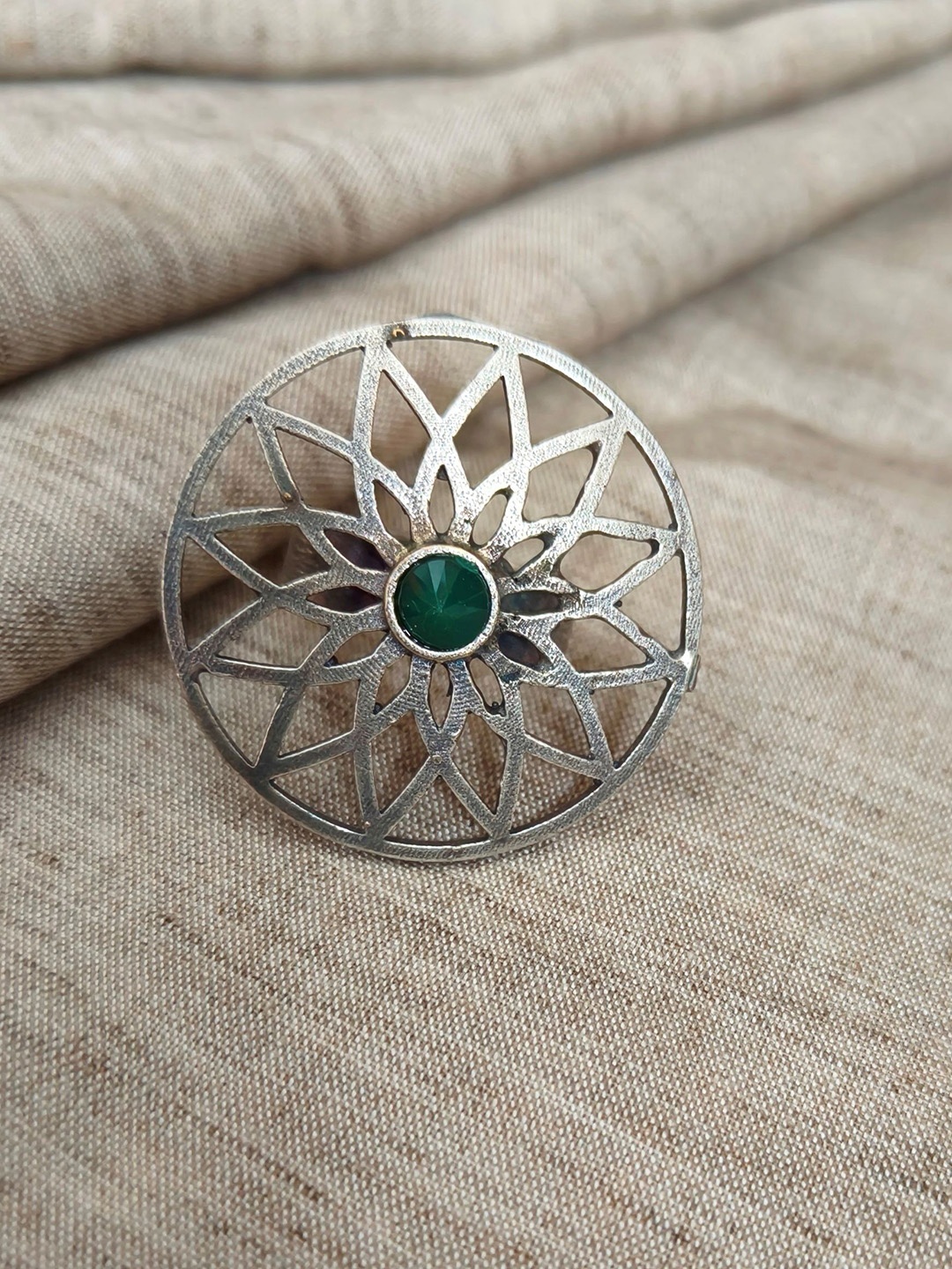 

Molcha Oxidised Silver-Toned Adjustable Finger Ring