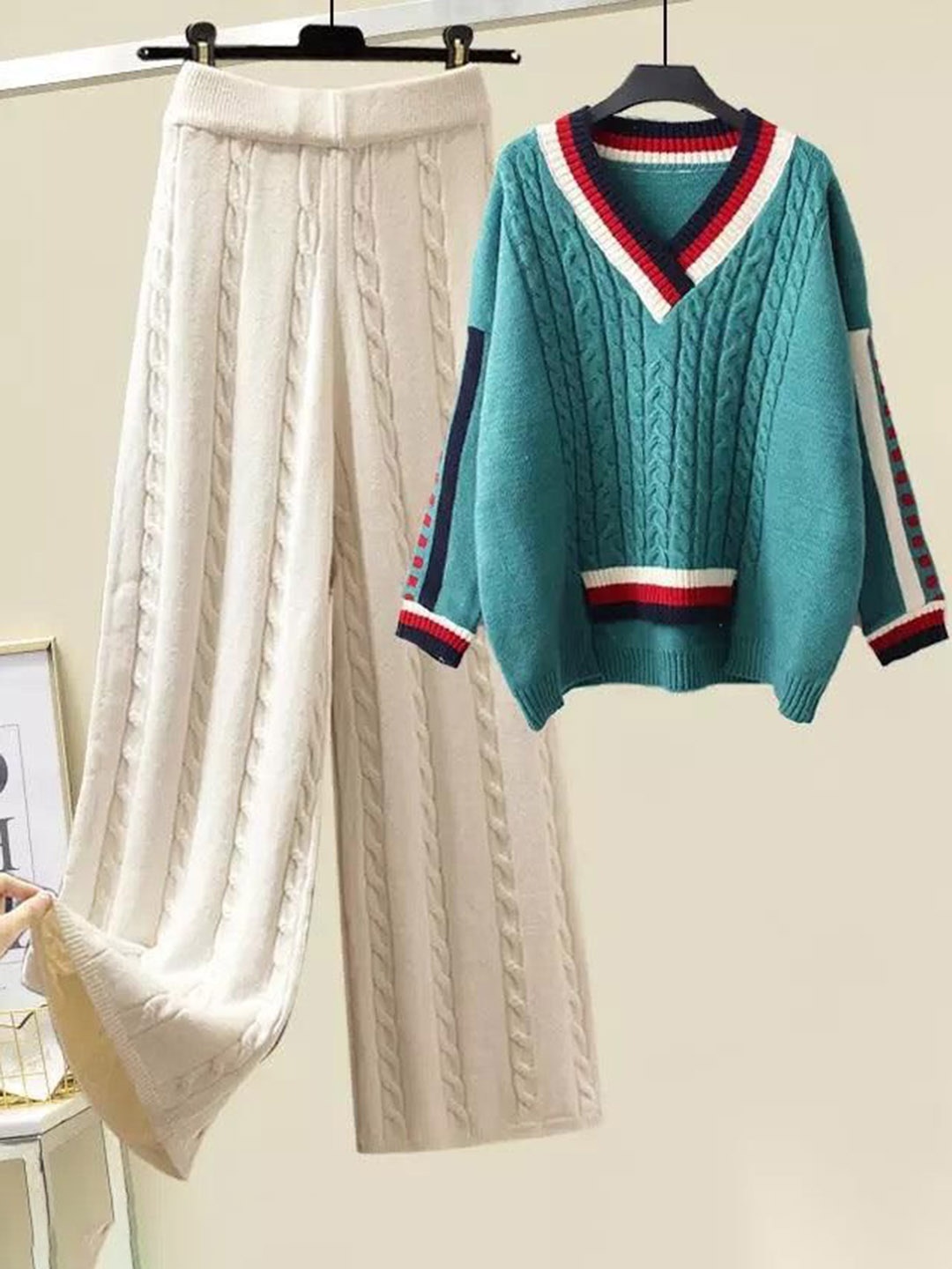 

Alamode By Akanksha Blue Larisa Woolen Co-Ord Set