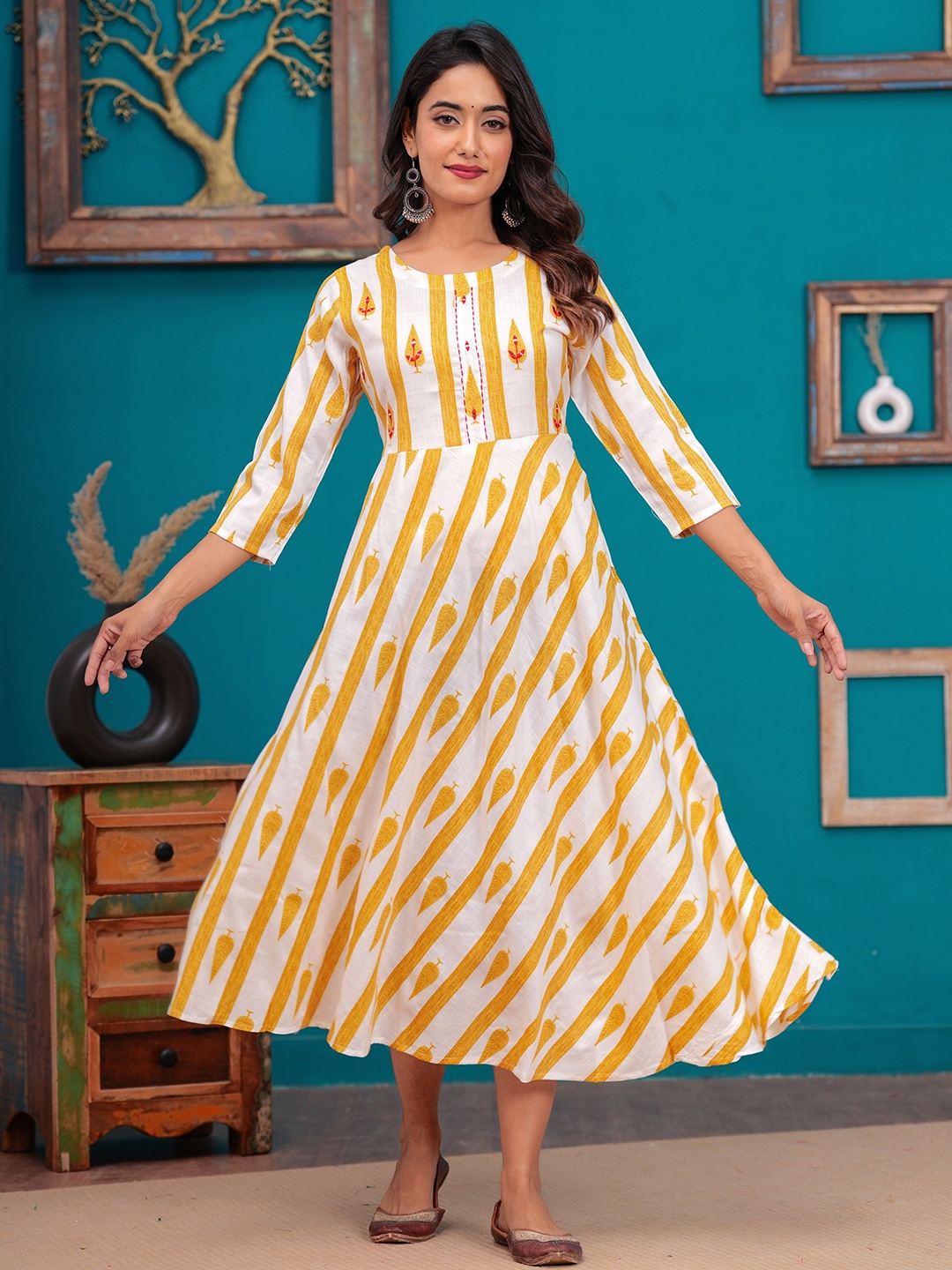

HEARTLOOM Printed Midi-Length Ethnic Dresses, Yellow
