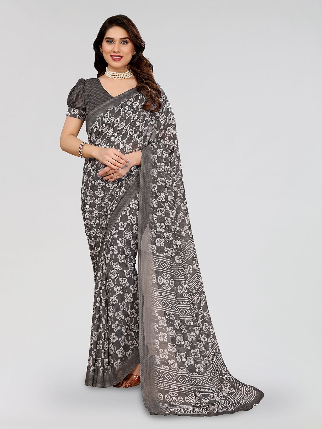 

Moda Rapido Floral Poly Georgette Saree, Black
