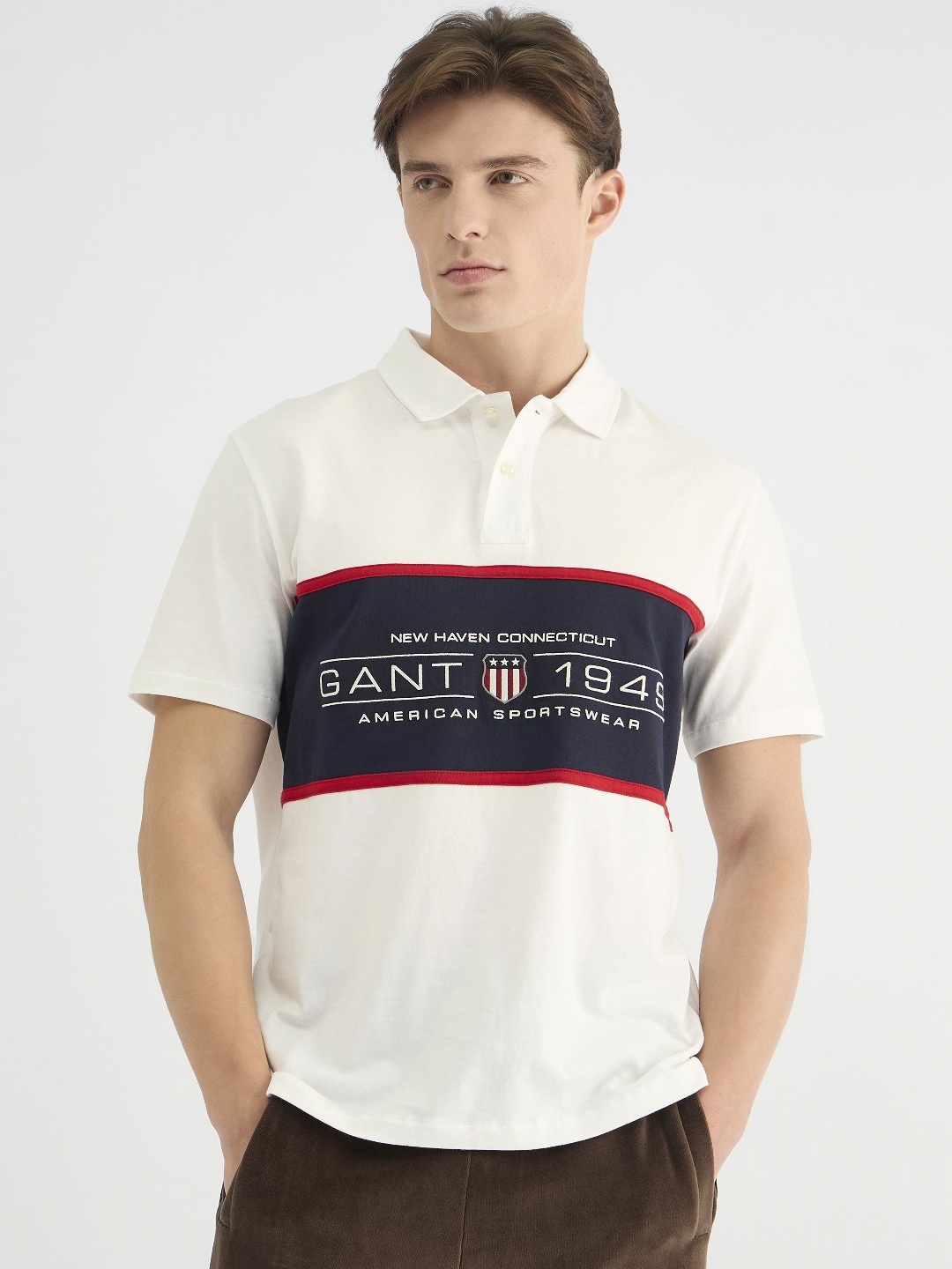 

GANT Men Colourblocked Polo Collar Cotton T-shirt, White