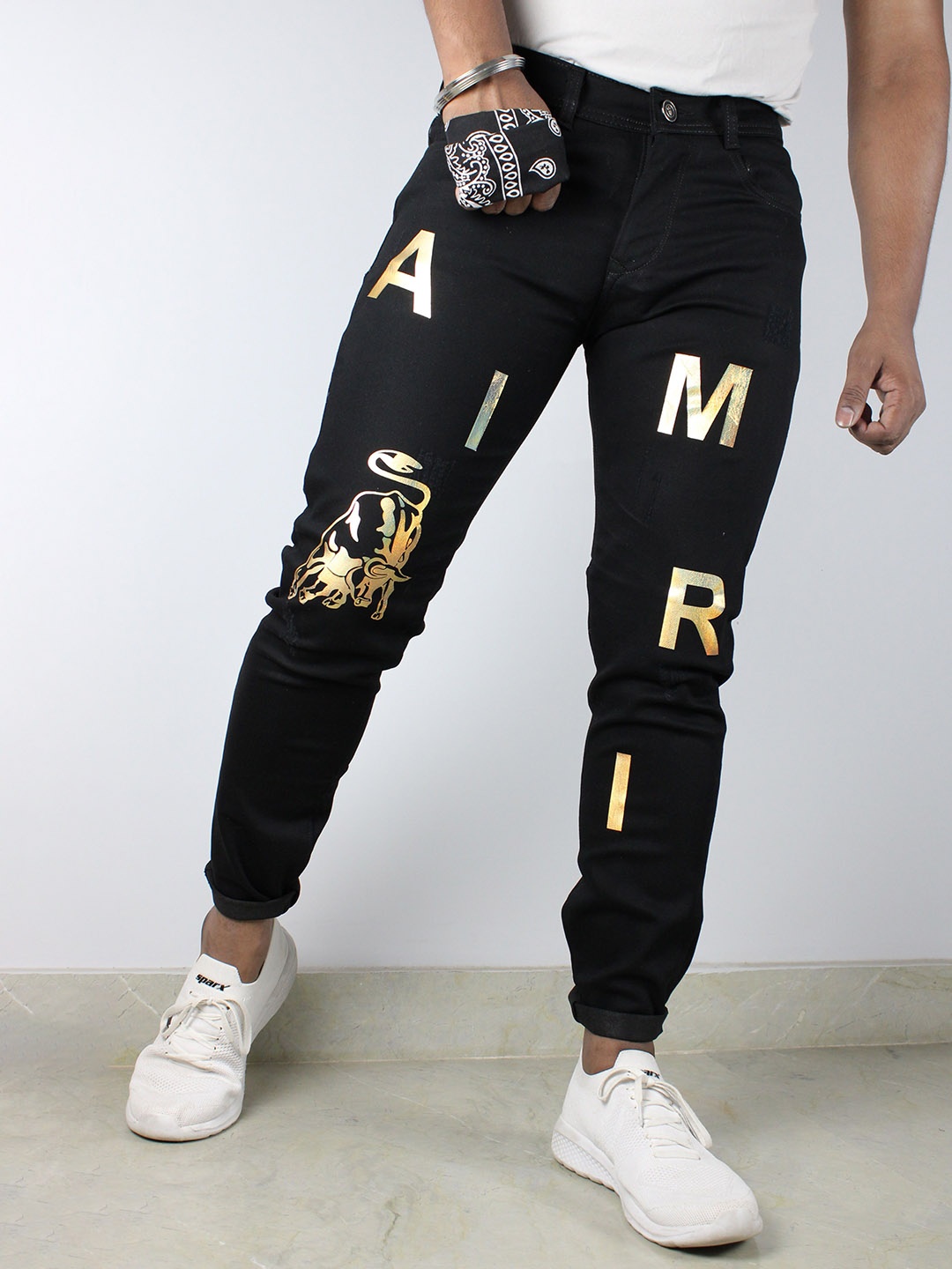 

styzon Men Typography Print Skinny Fit Mid-Rise Jeans, Black