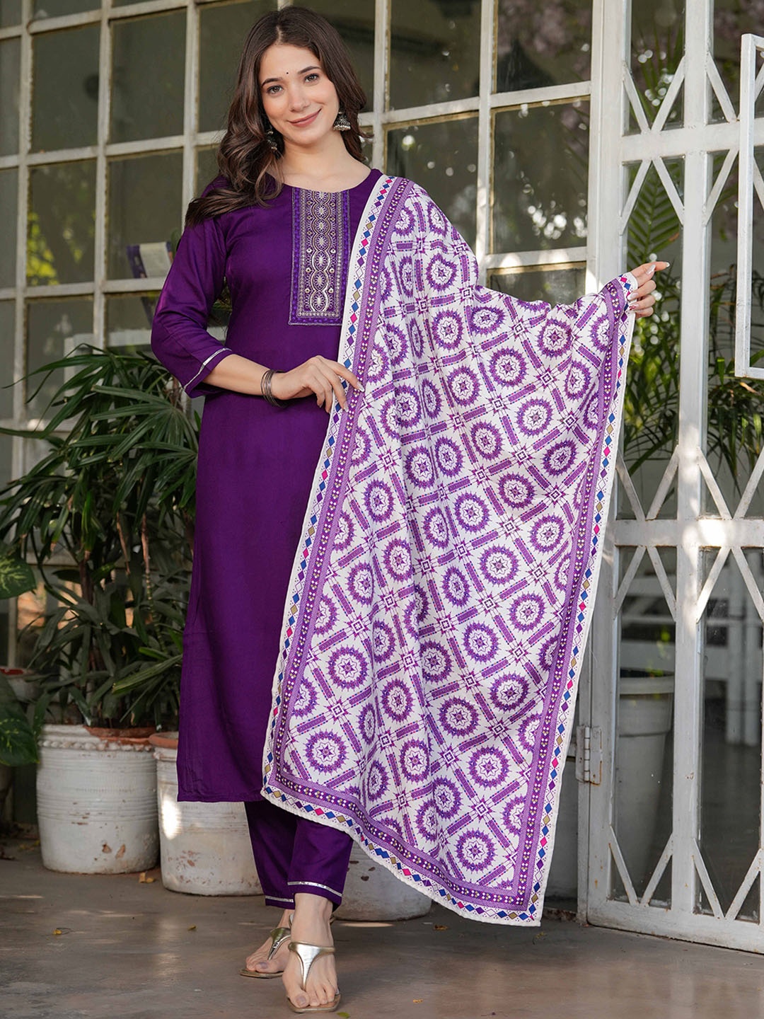 

ZIBLON Ethnic Motifs Yoke Design Round Neck Straight Kurta With Trousers & Dupatta, Purple