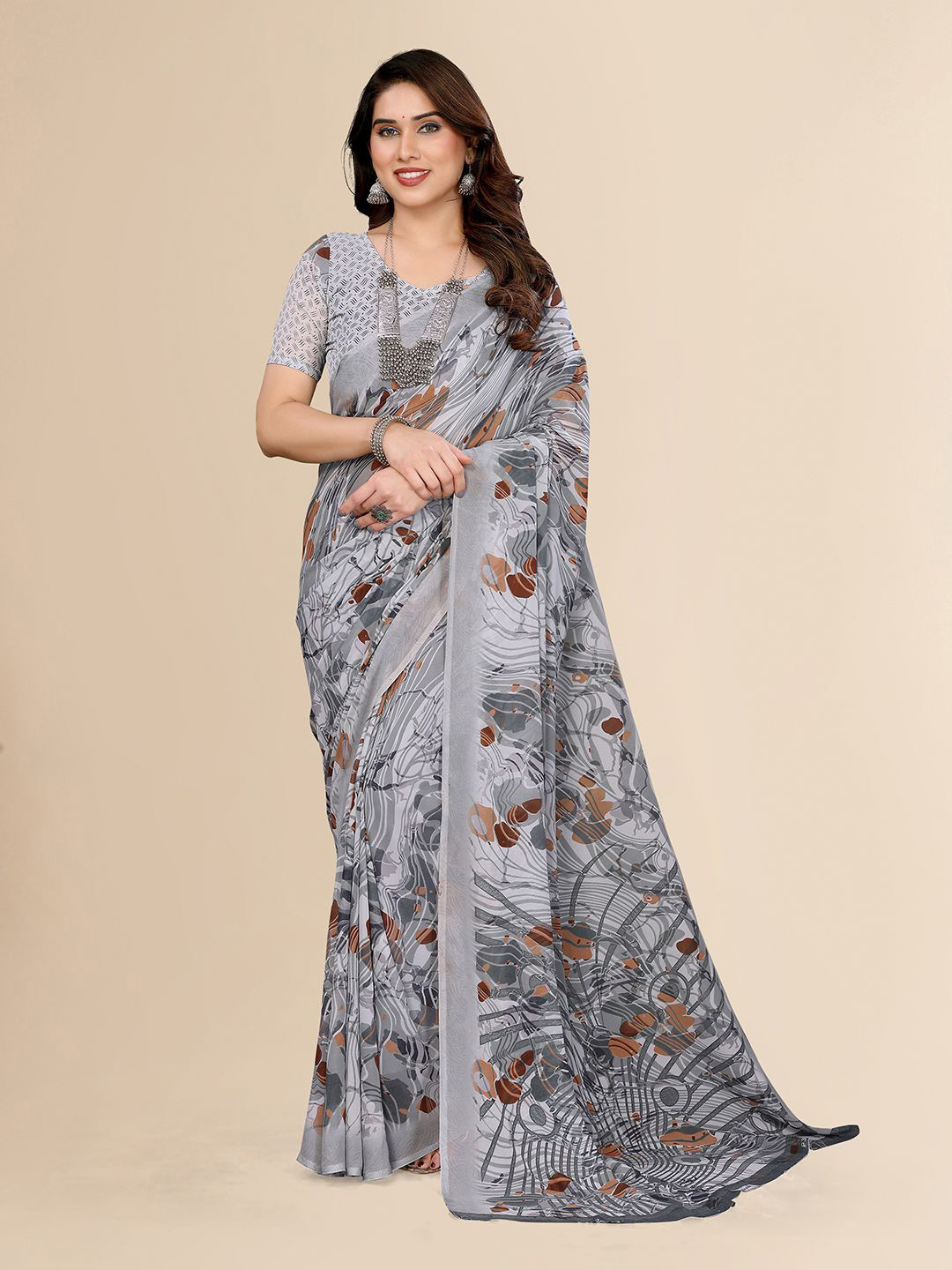 

Moda Rapido Poly Georgette Saree, Grey