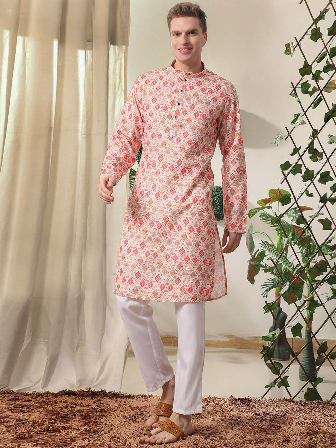 

Pro-Ethic STYLE DEVELOPER Floral Printed Mandarin Collar Pure Cotton Kurta With Trousers, Orange