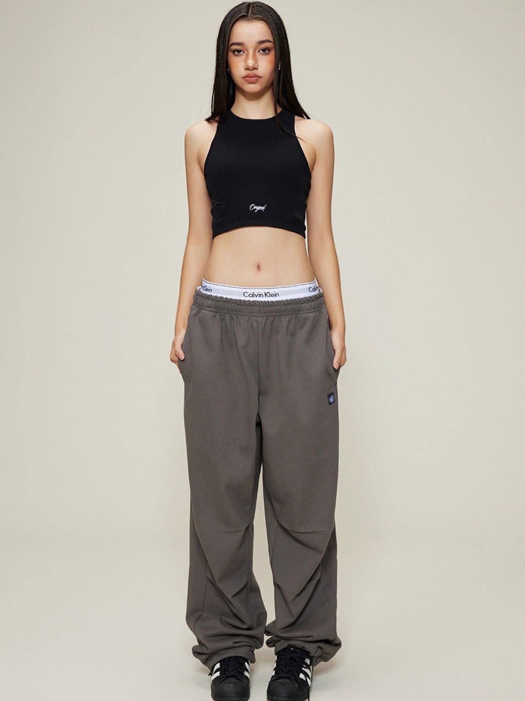 

DressBerry Women Trousers, Grey