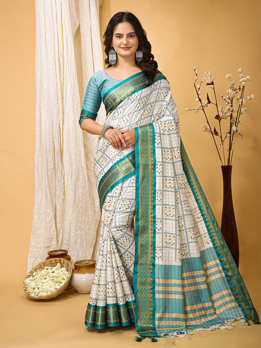 

KALINI Bandhani Printed Zari Banarasi Saree, White