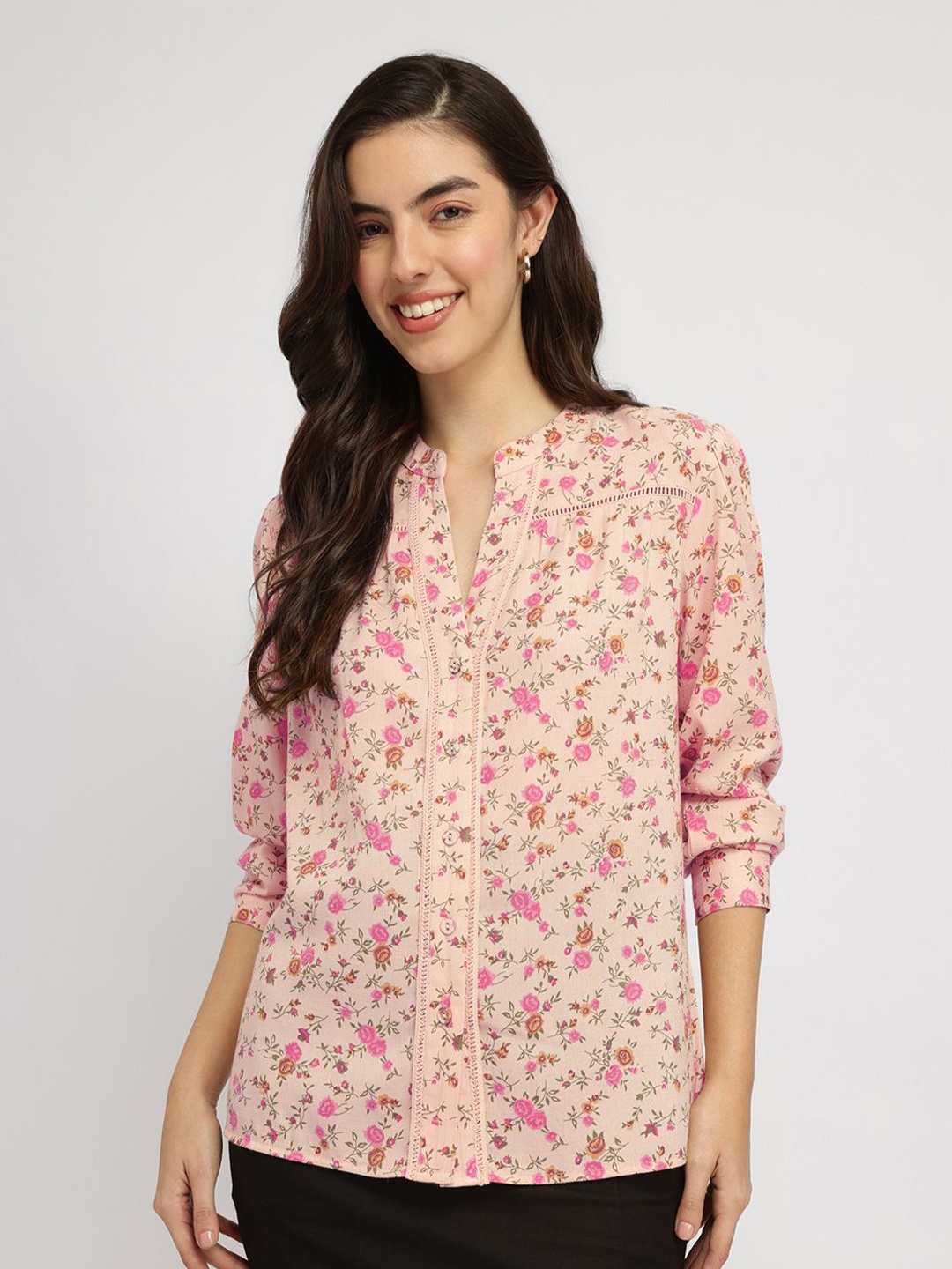 

FableStreet Peach Mandarin Neck Floral Top