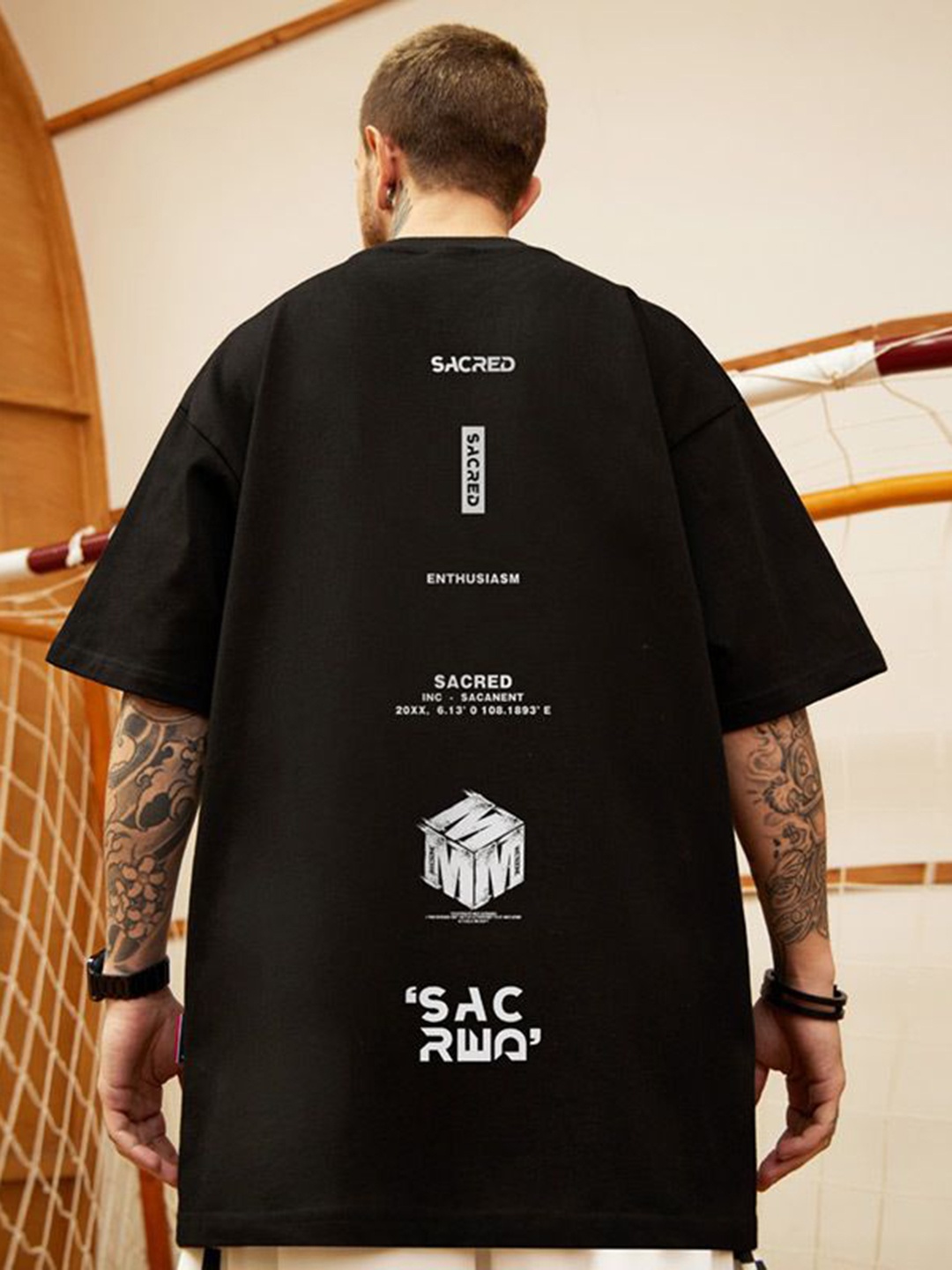 

HERE&NOW Men Typography Printed Round Neck Oversized T-shirt, Black