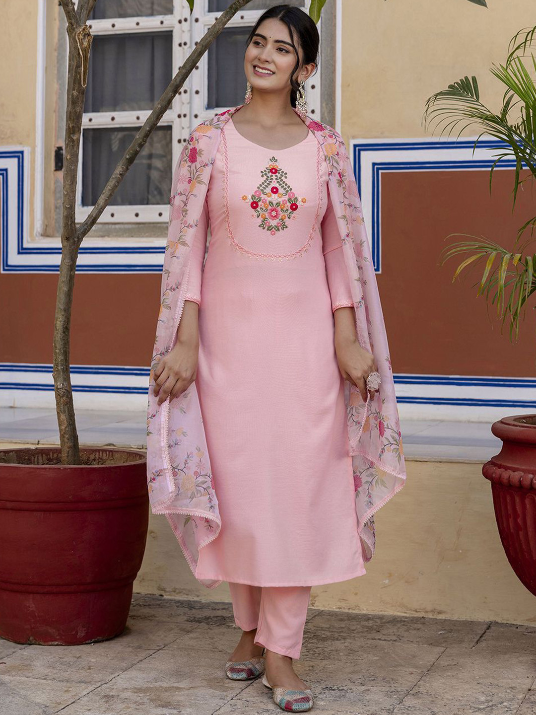 

Navlik Floral Thread Work Round Neck Straight Kurta with Trousers & Dupatta, Peach
