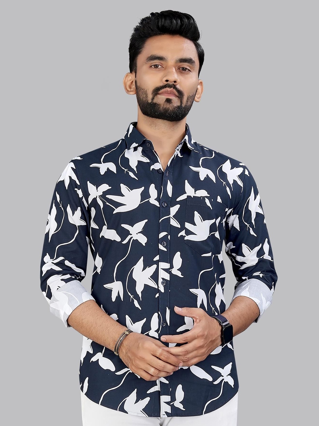 

Metronaut Men Classic Opaque Printed Casual Shirt, Navy blue