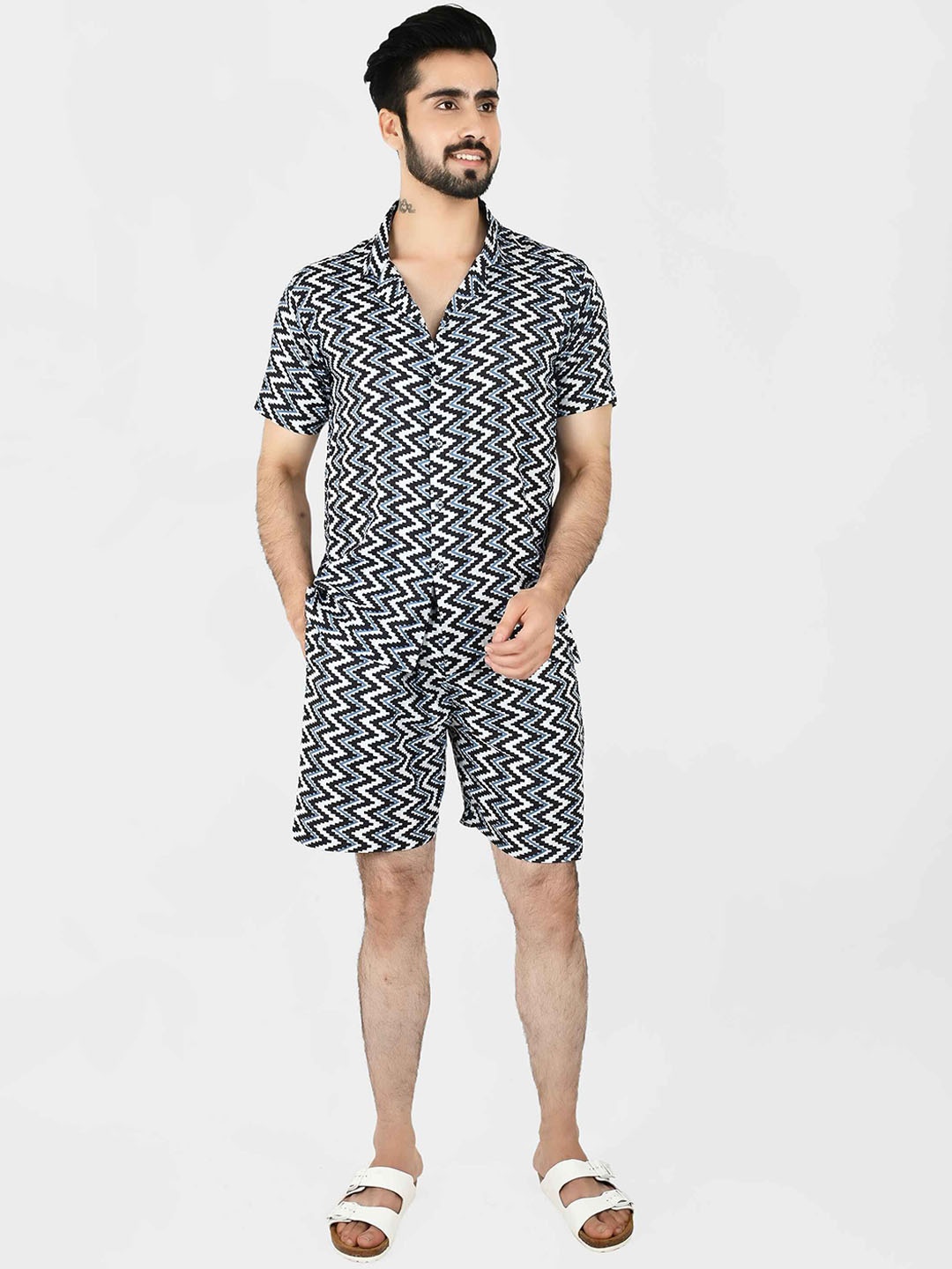 

Blissence Chevron Printed Pure Cotton Shirt With Shorts, Navy blue