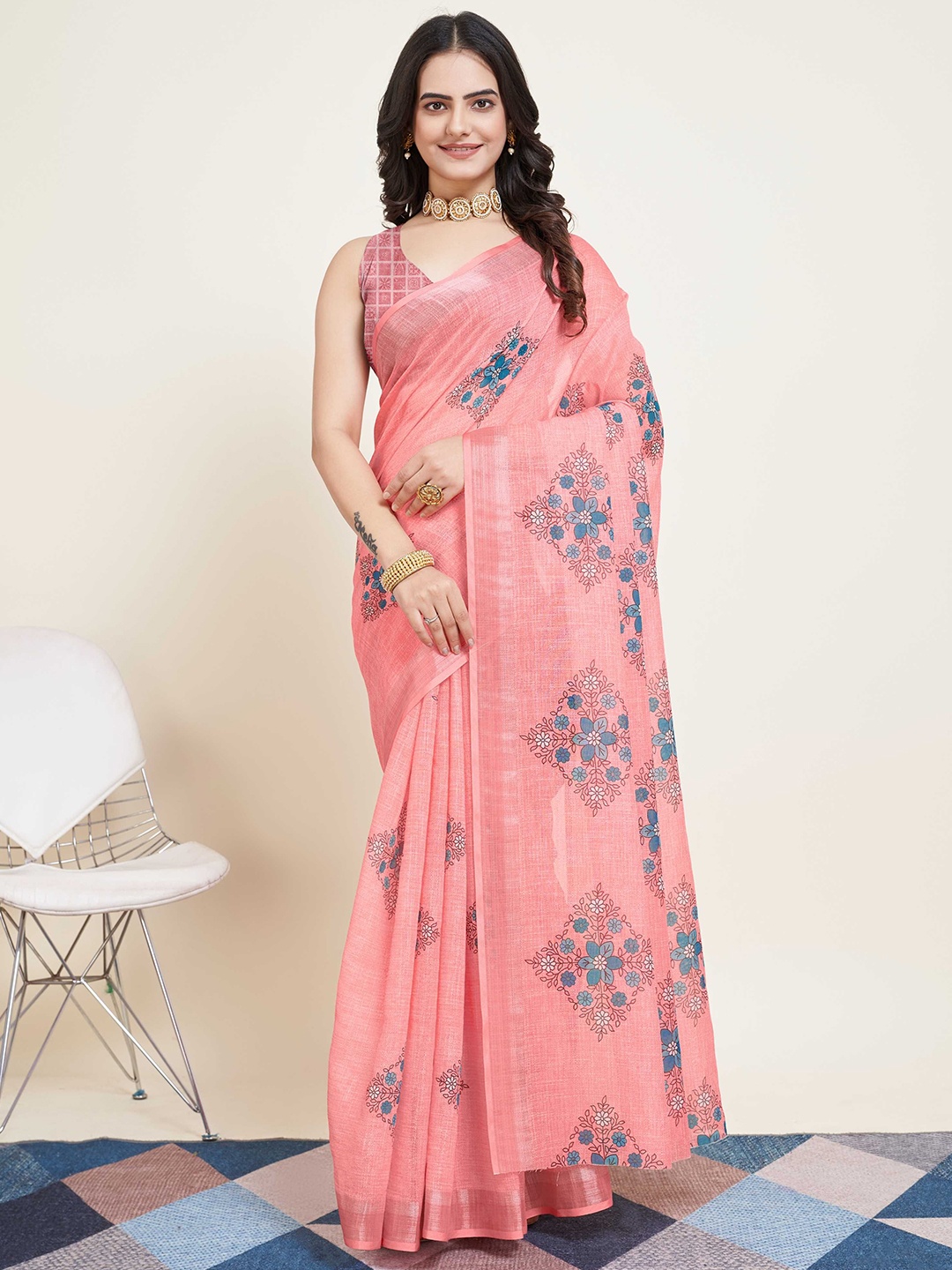 

DIVASTRI Floral Designer Saree, Peach