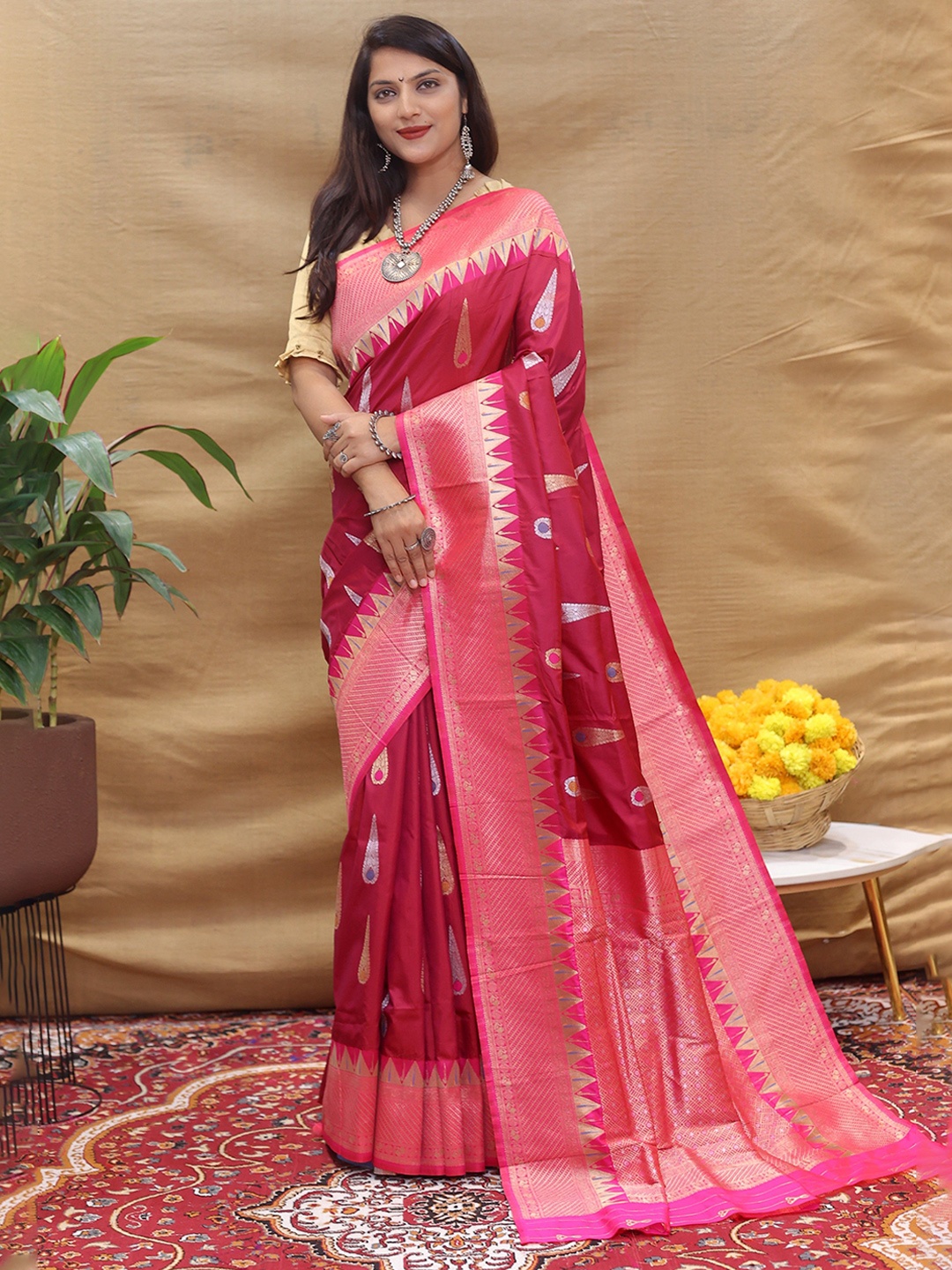 

Kandora Woven Design Zari Pure Silk Paithani Saree, Pink