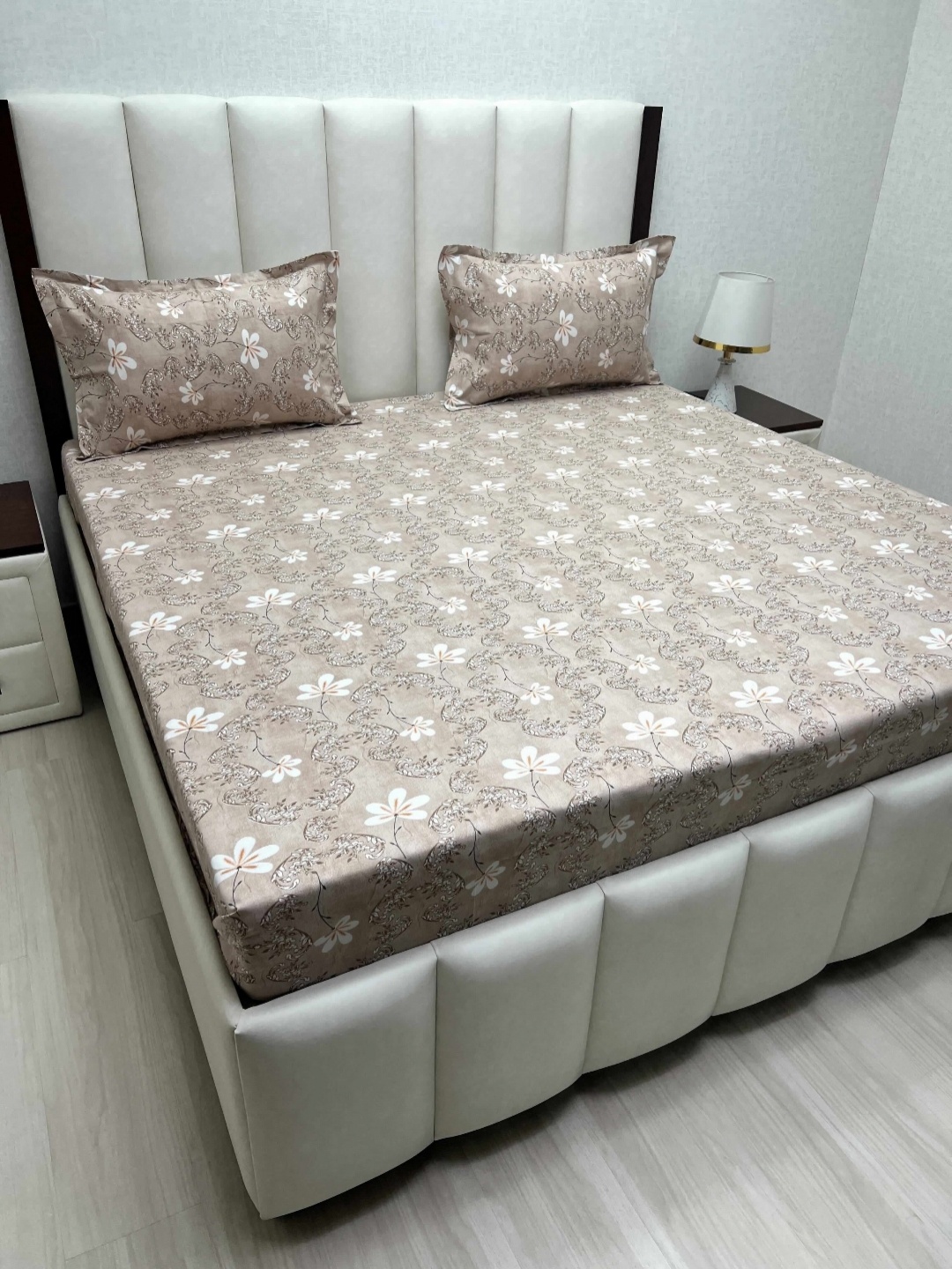 

Pure Decor Brown Floral Printed Pure Cotton Queen Bedsheet Set 2.28 m x 2.54 m