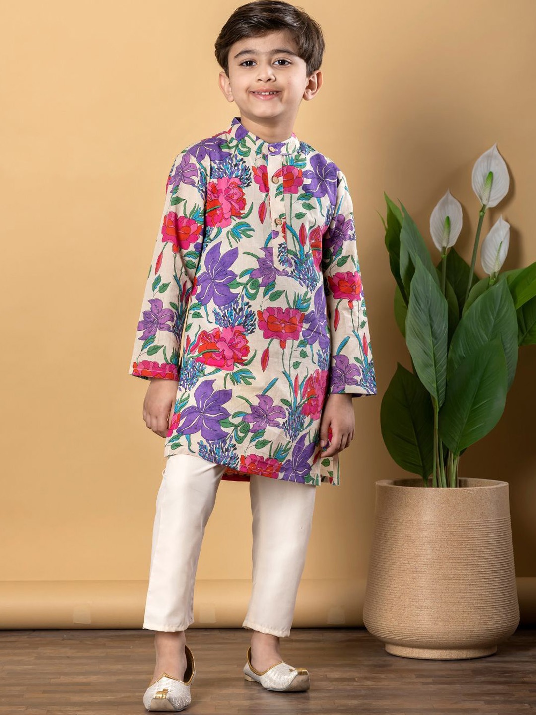 

Readiprint Boys Floral Printed Band Collar Pure Cotton Kurta with Trousers, Purple