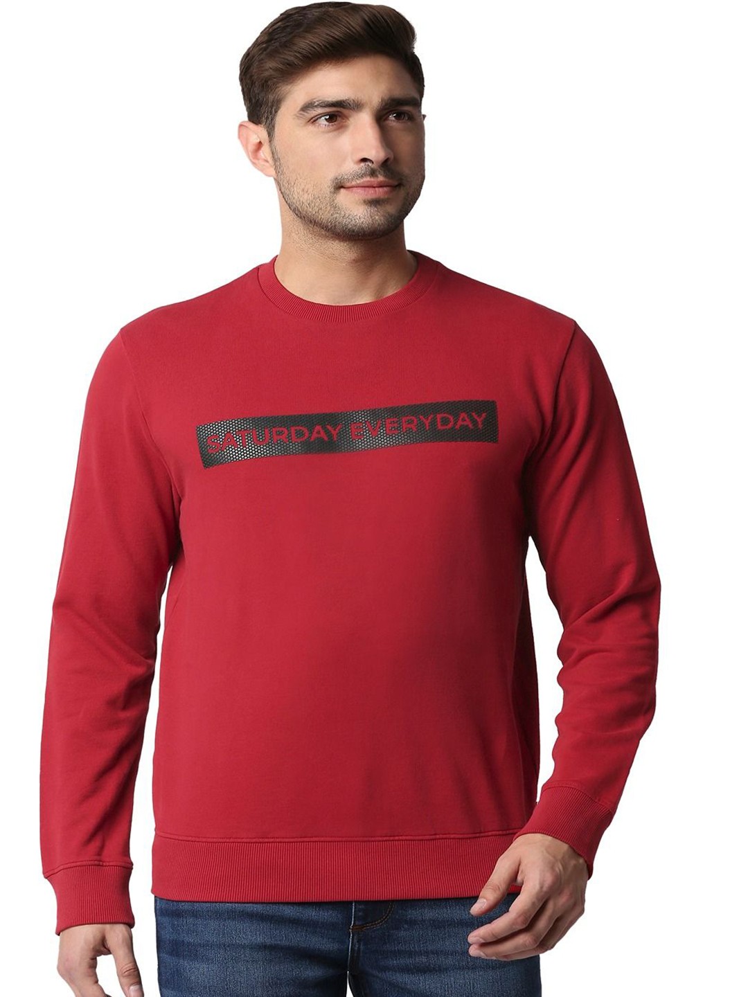

Basics Men Typography Printed Pullover, Red