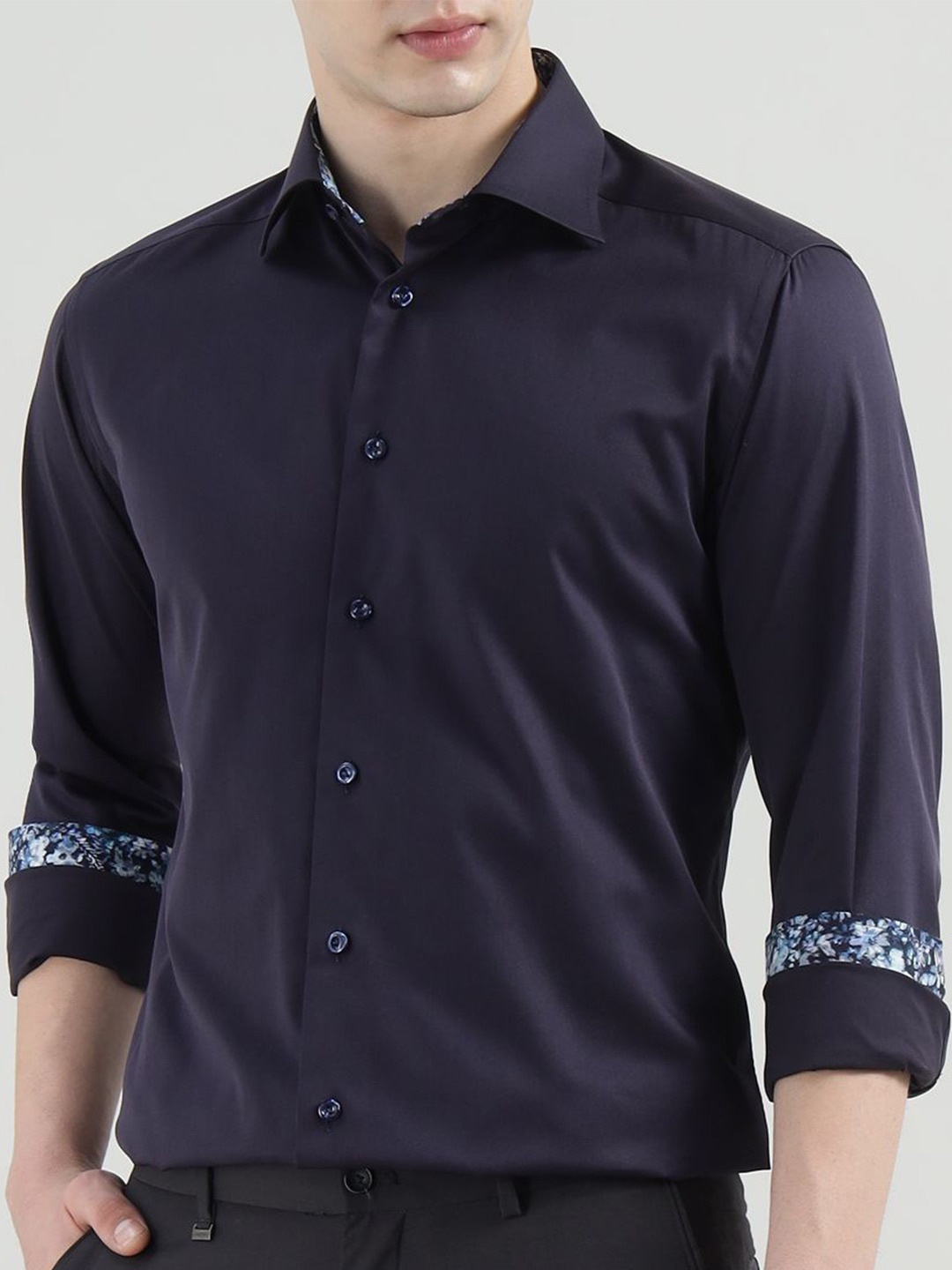 

Eton Men Spread Collar Solid Cotton Formal Shirt, Navy blue