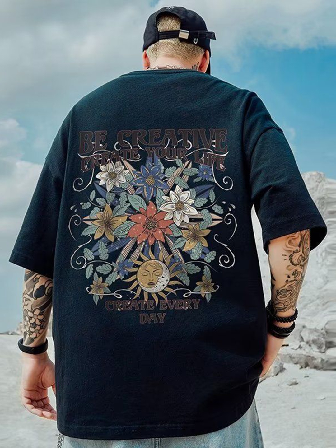 

HERE&NOW Men Floral Printed Round Neck Oversized T-shirt, Black